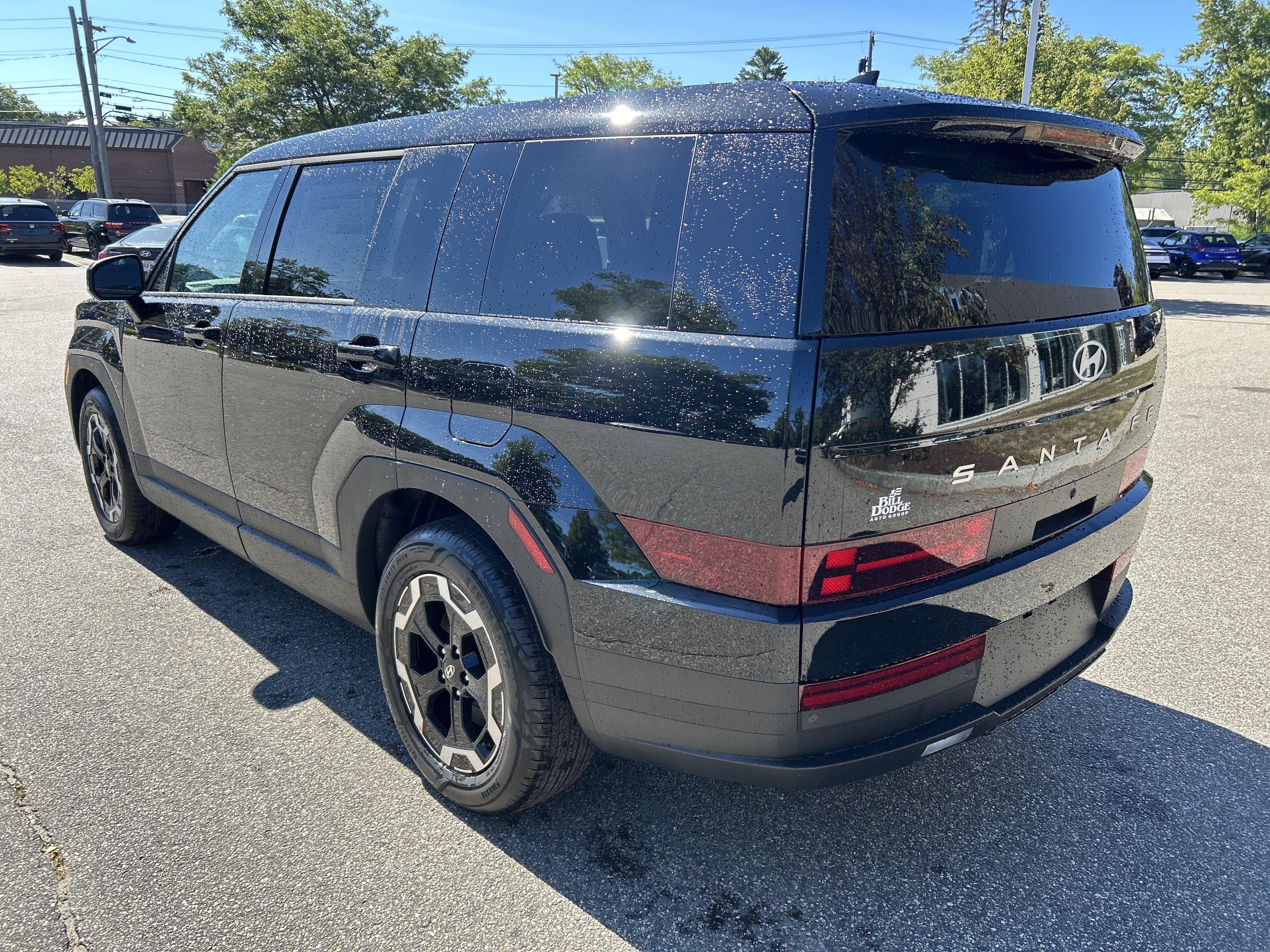 2027 Hyundai Santa Fe SE