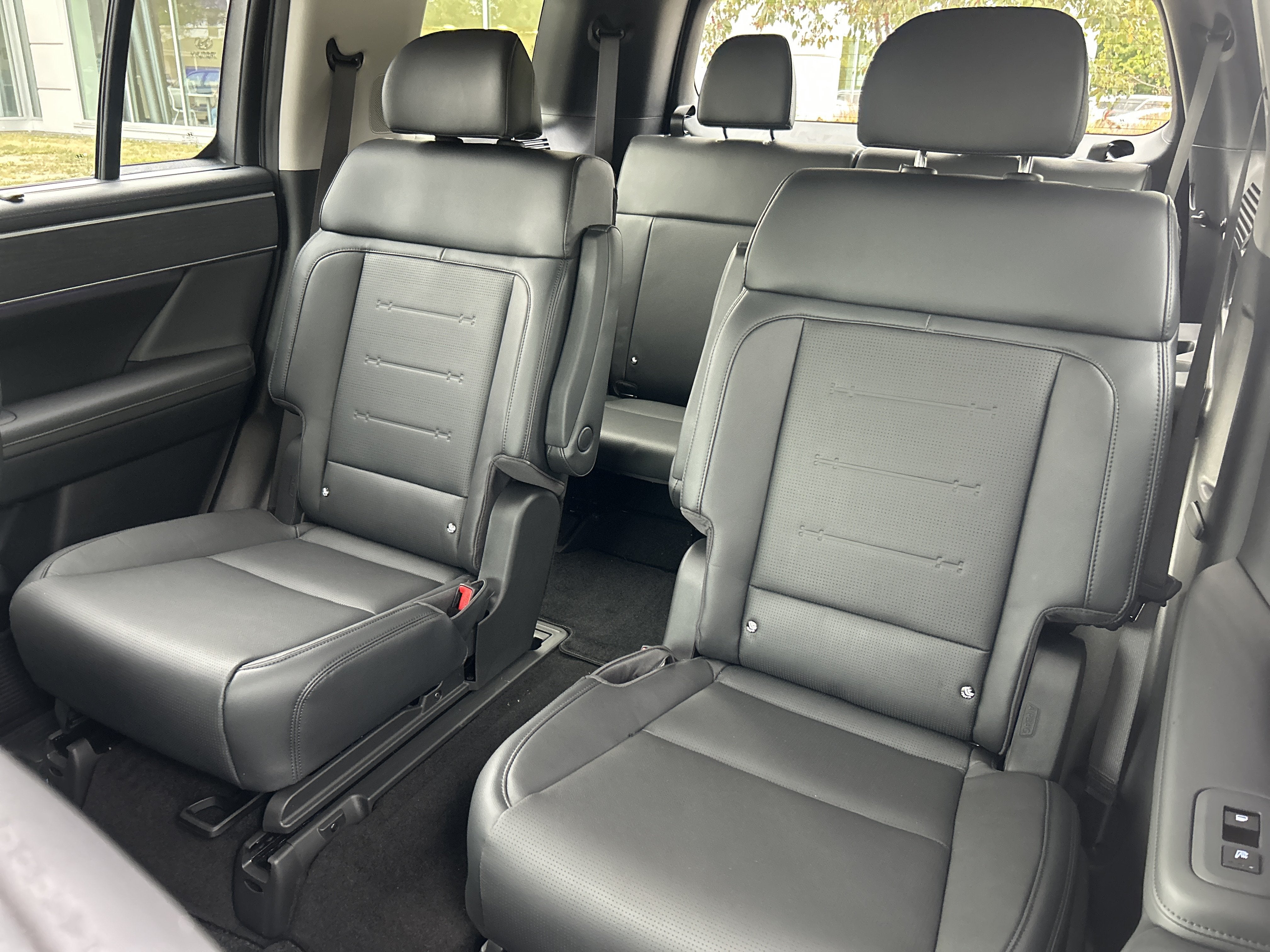 2027 Hyundai Santa Fe Hybrid Limited 6P