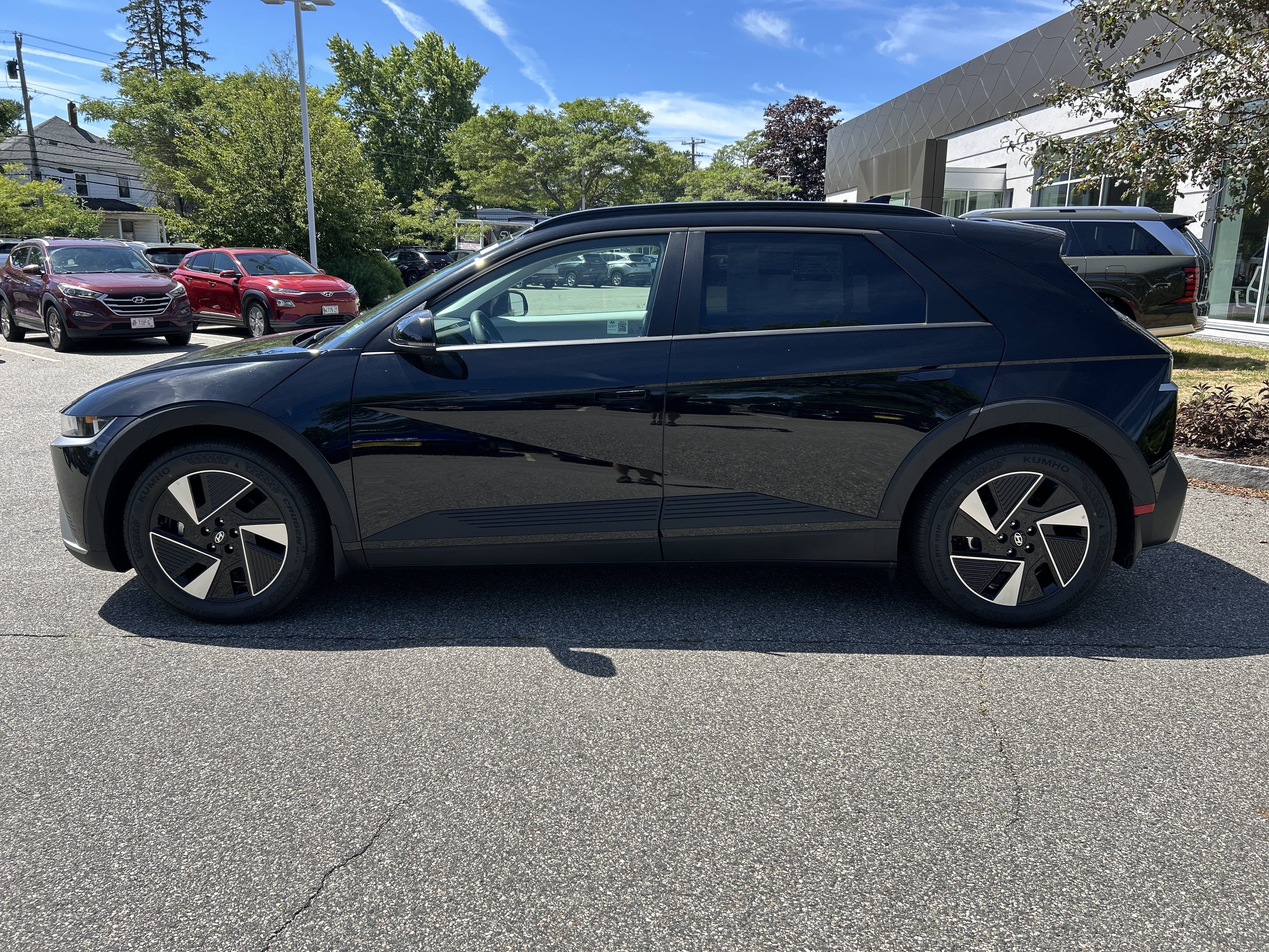 2025 Hyundai IONIQ 5 SEL