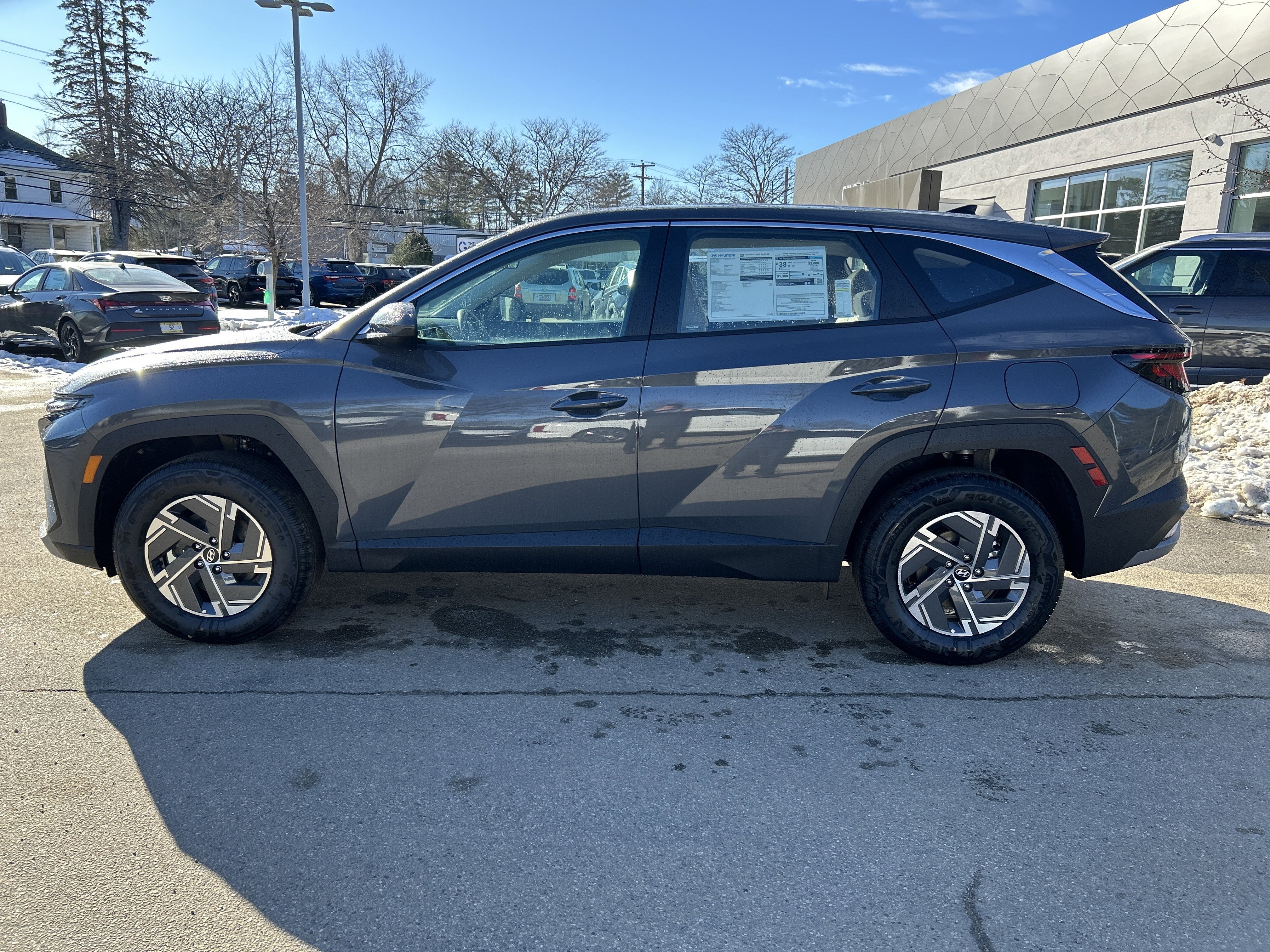 2026 Hyundai Tucson Hybrid Blue SE