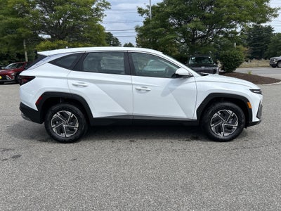 2026 Hyundai Tucson Hybrid Blue SE