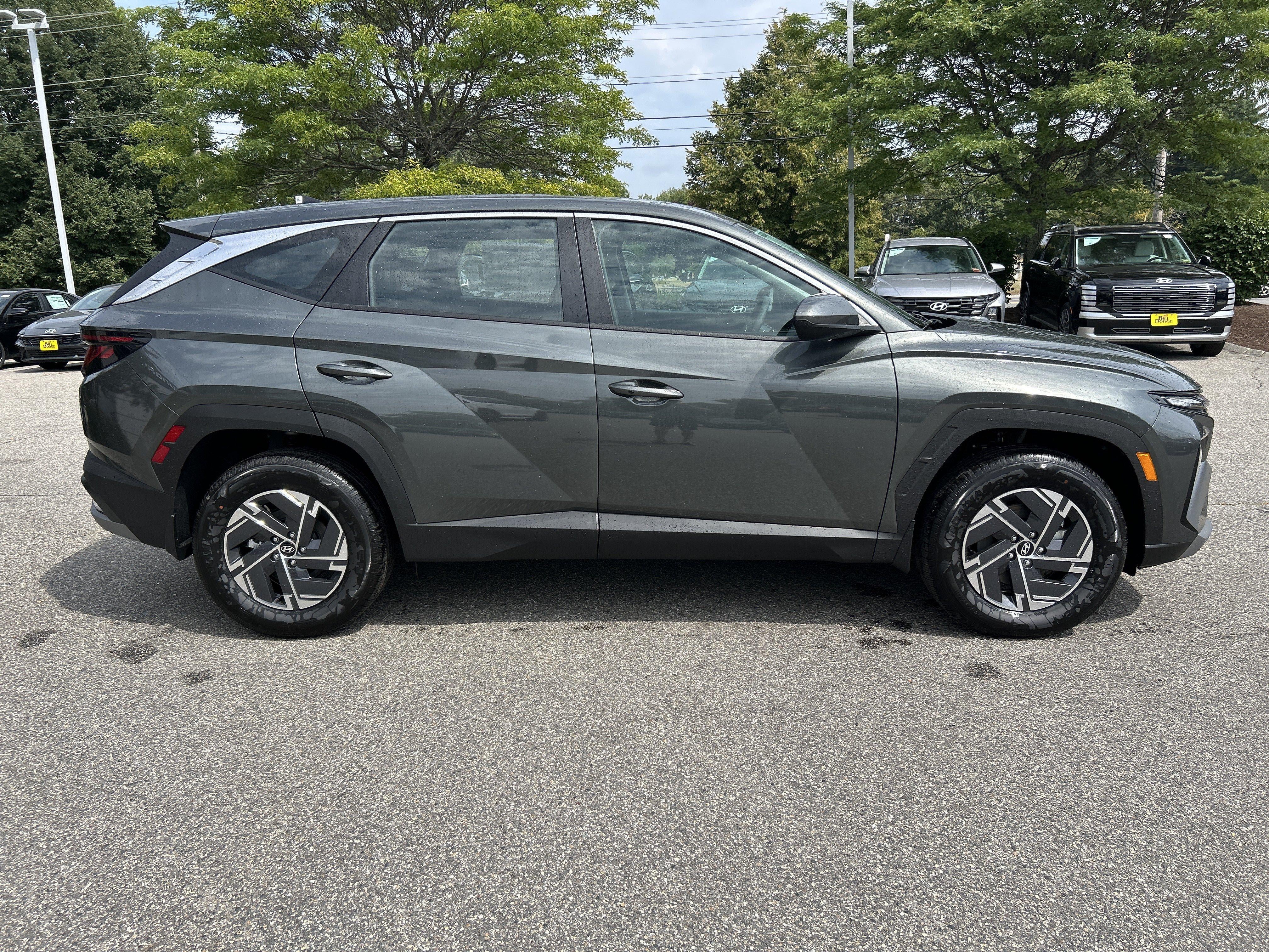 2026 Hyundai Tucson Hybrid Blue SE
