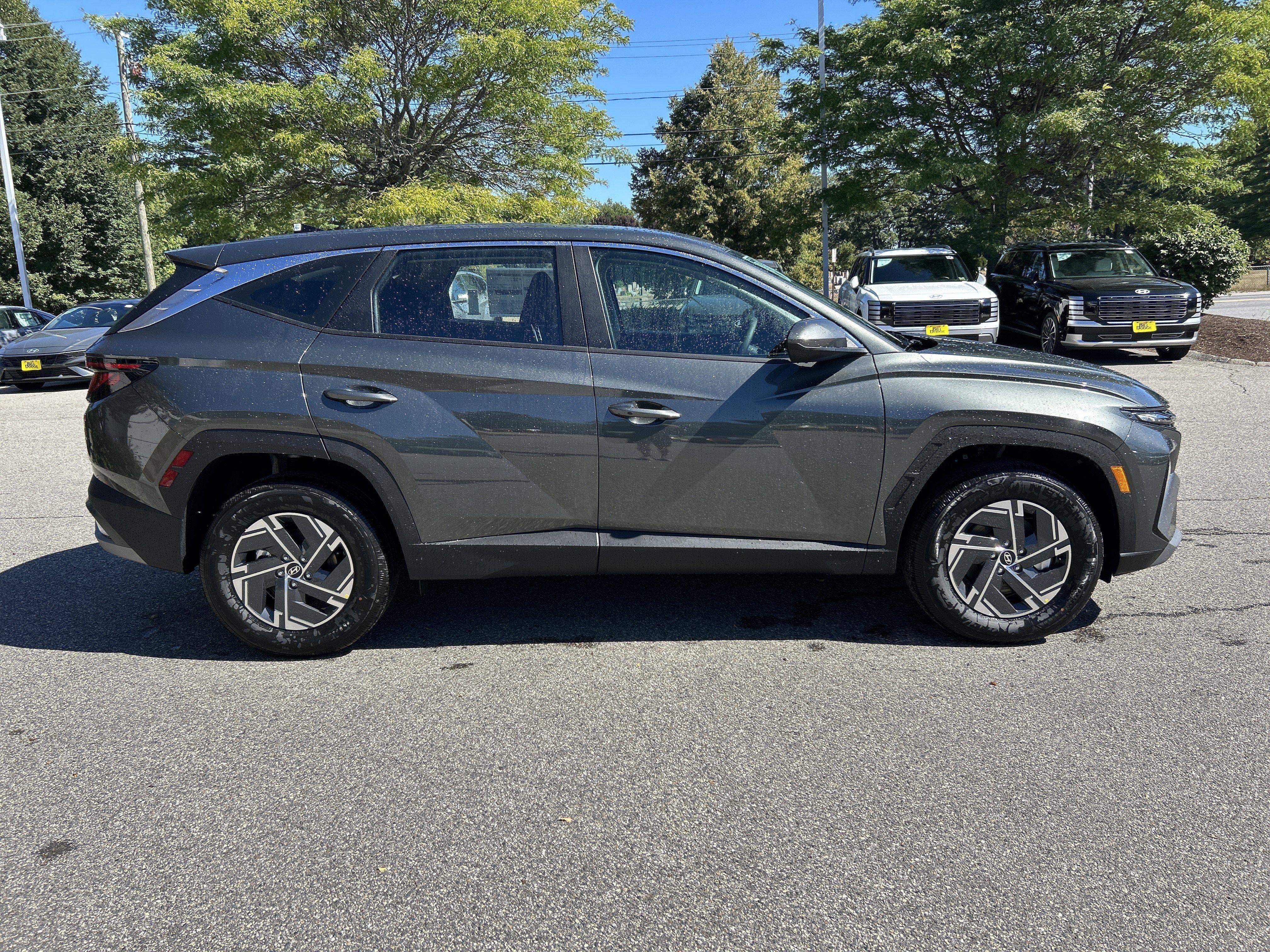 2026 Hyundai Tucson Hybrid Blue SE