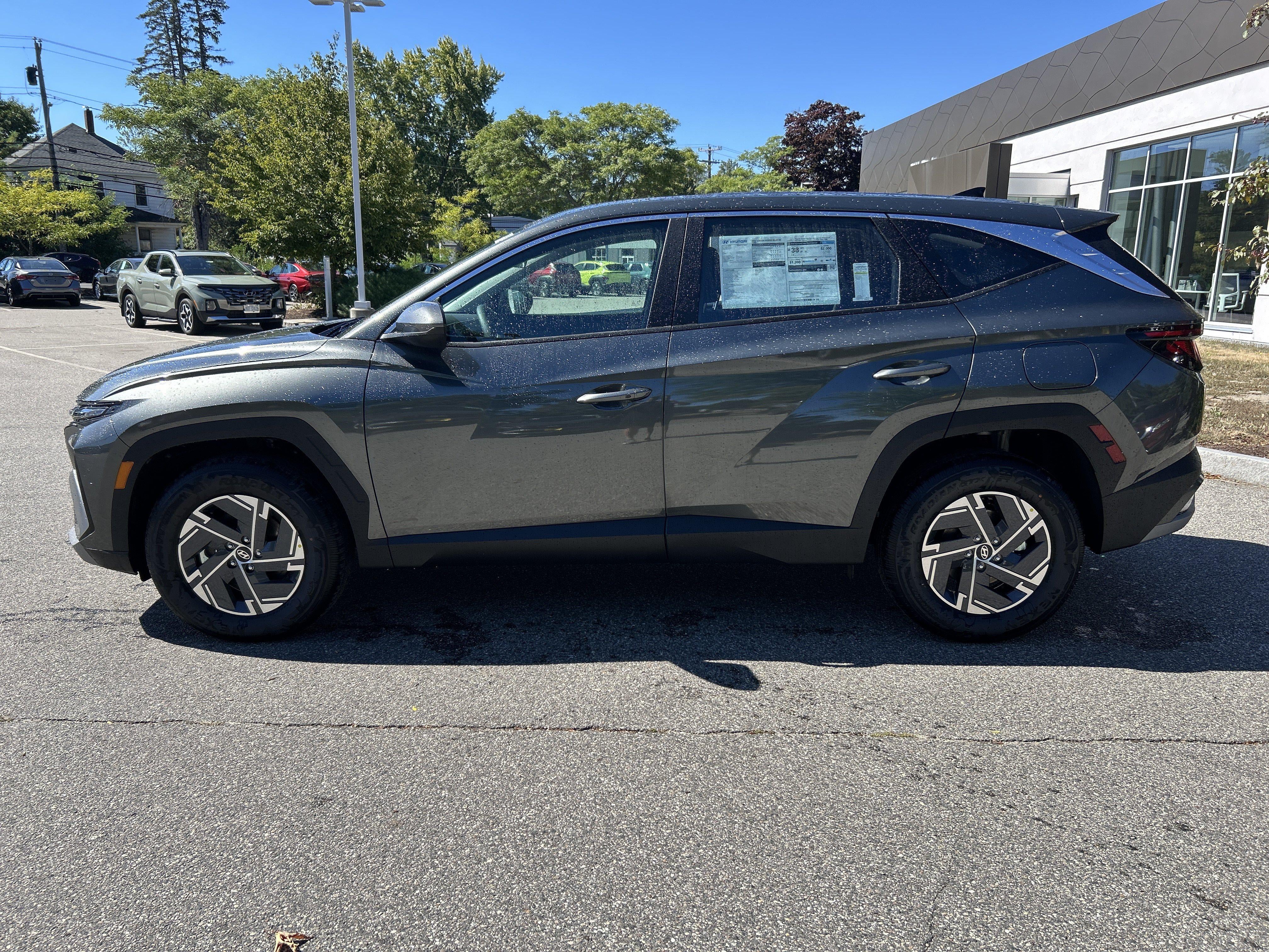 2026 Hyundai Tucson Hybrid Blue SE