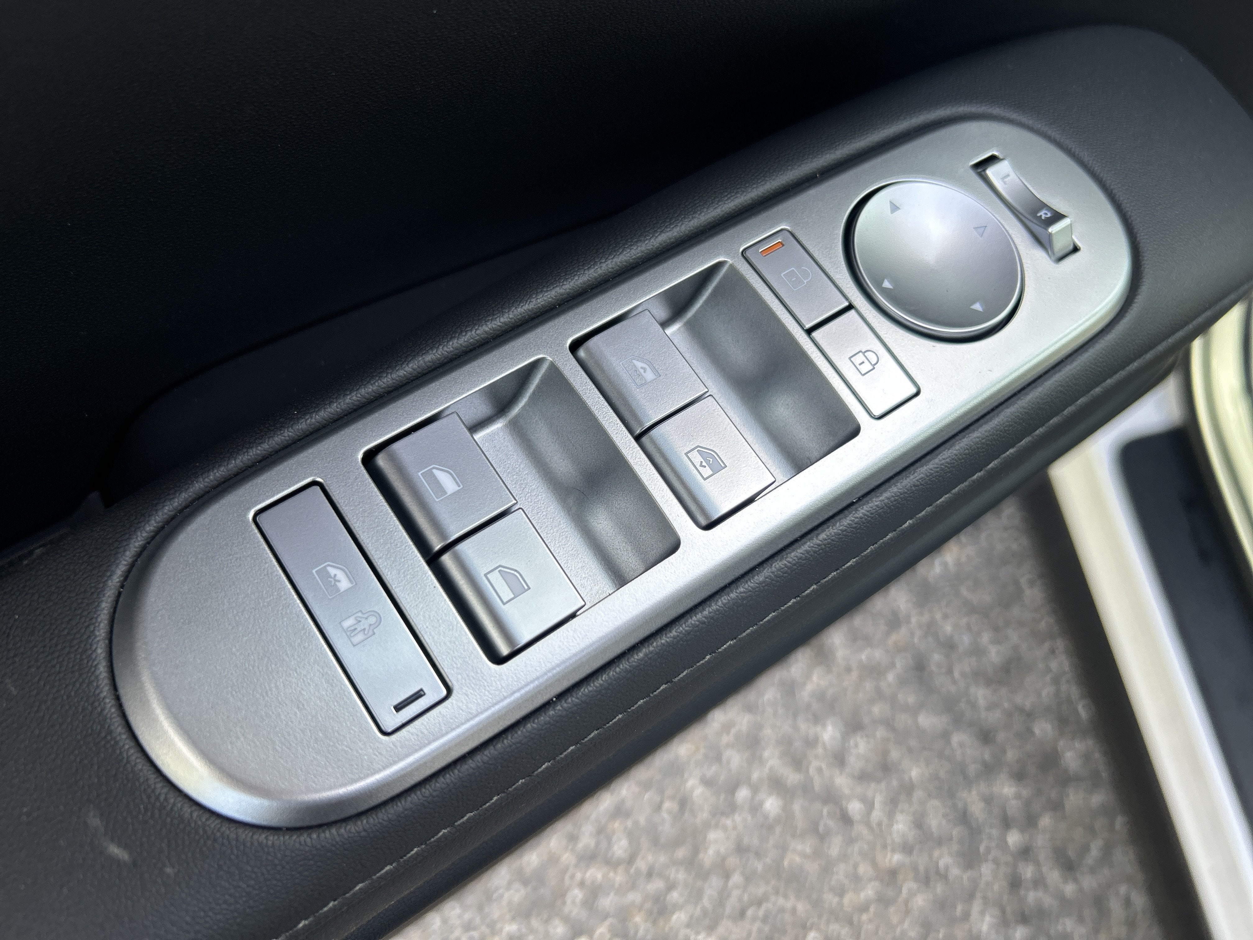2027 Hyundai Palisade Hybrid SEL 7P
