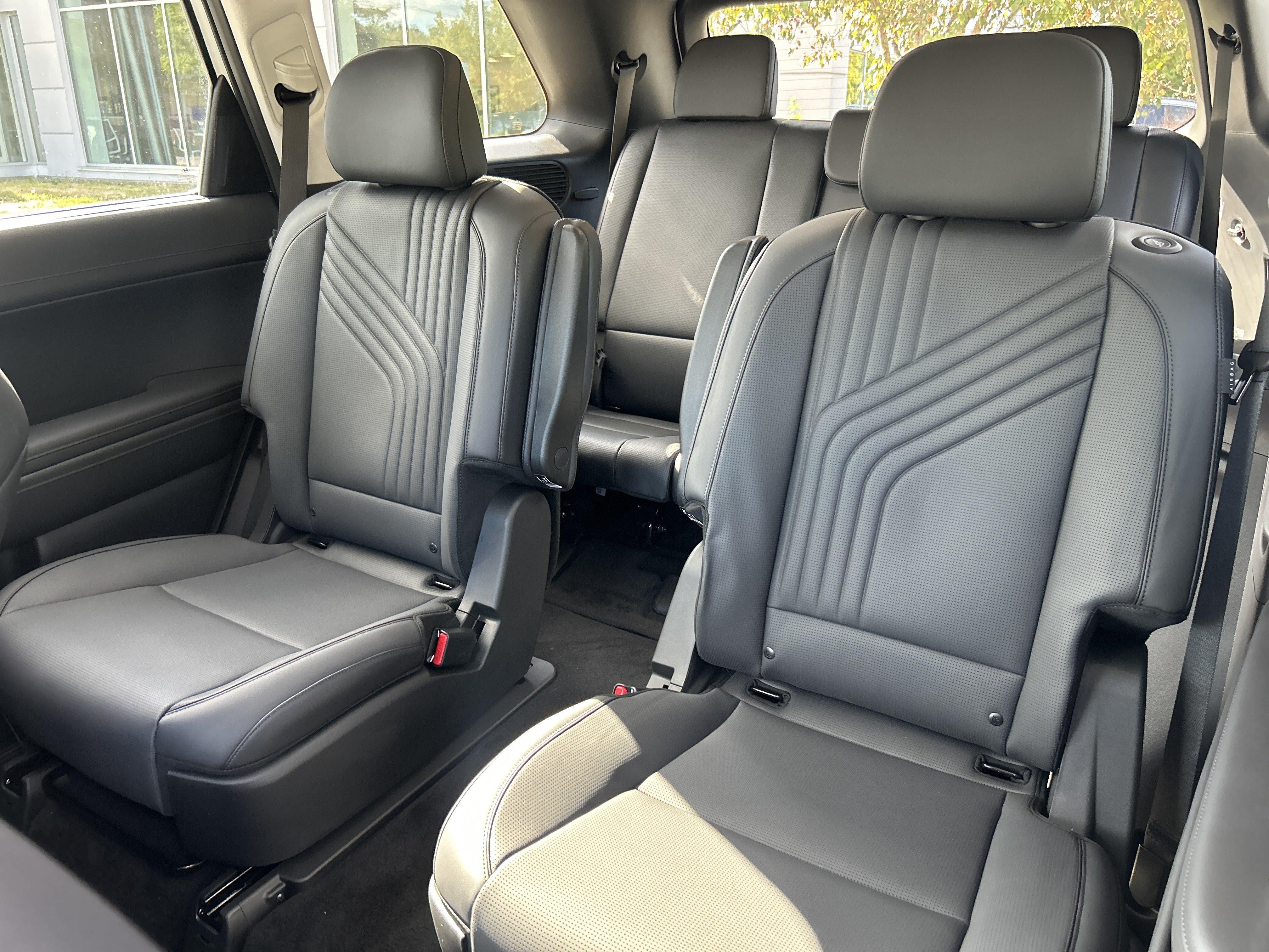 2027 Hyundai Palisade Hybrid SEL 7P