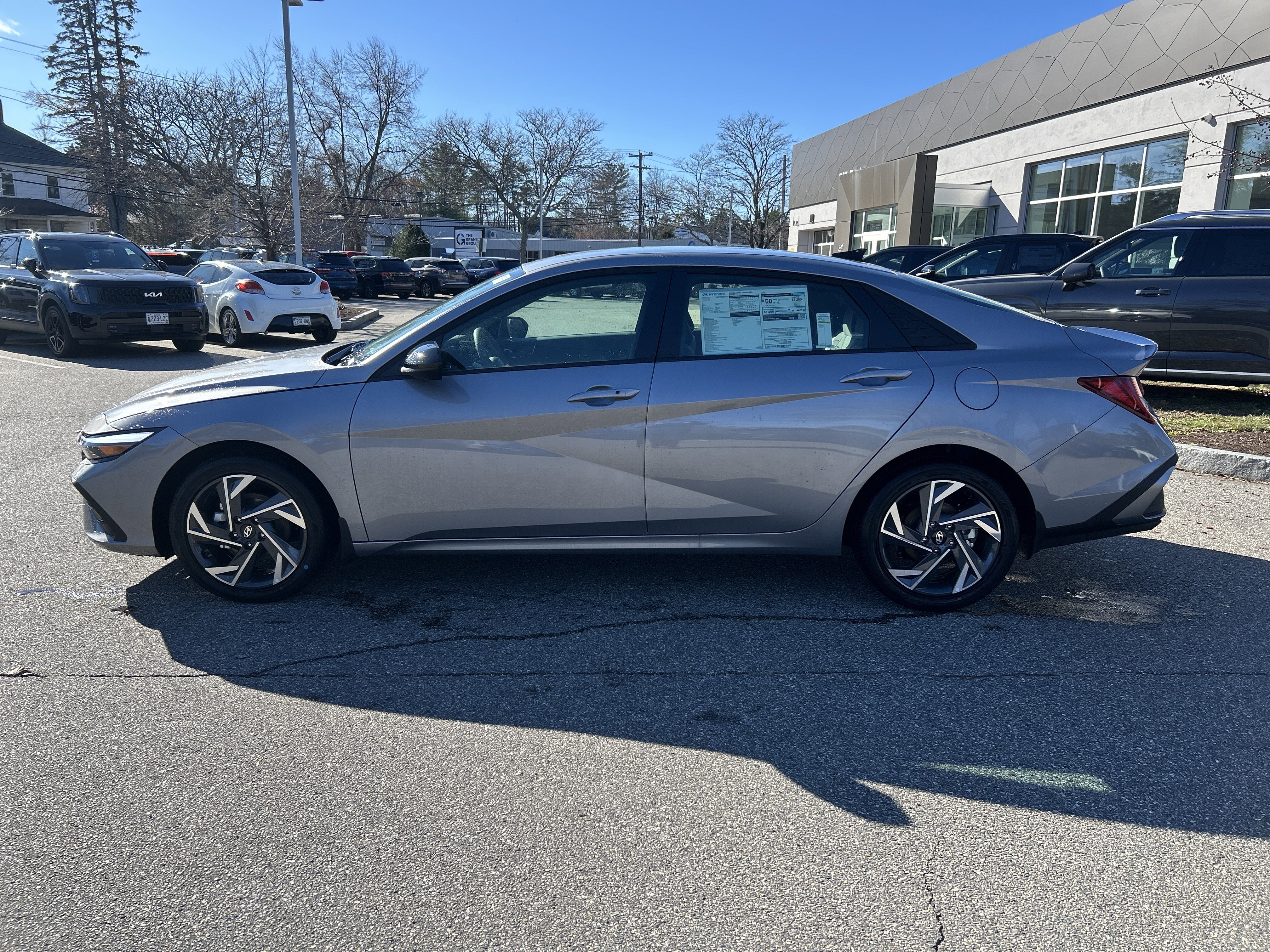 2025 Hyundai Elantra Hybrid SEL Sport