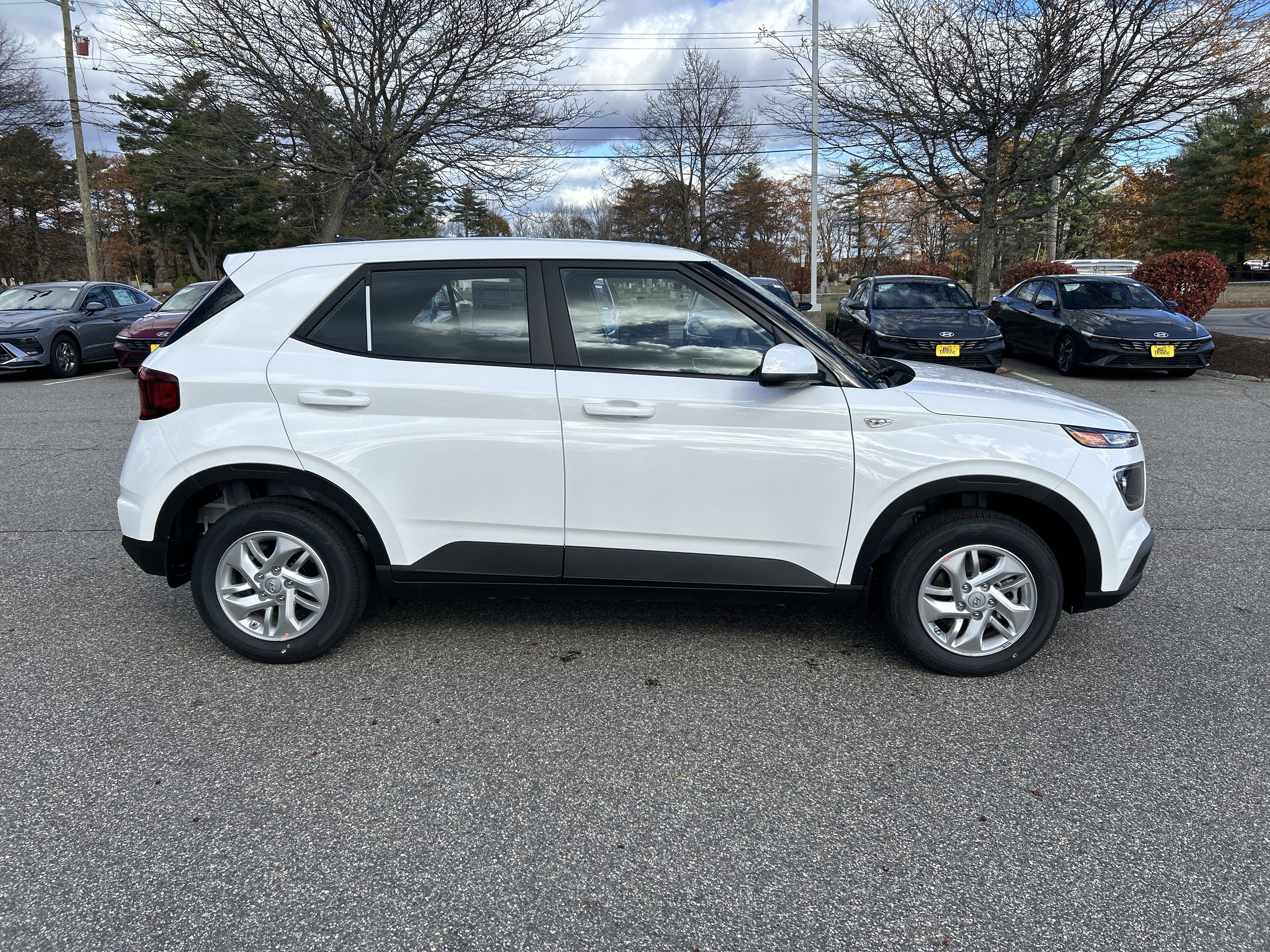 2026 Hyundai Venue SE