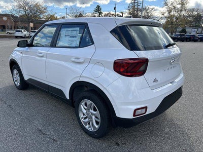 2026 Hyundai Venue SE