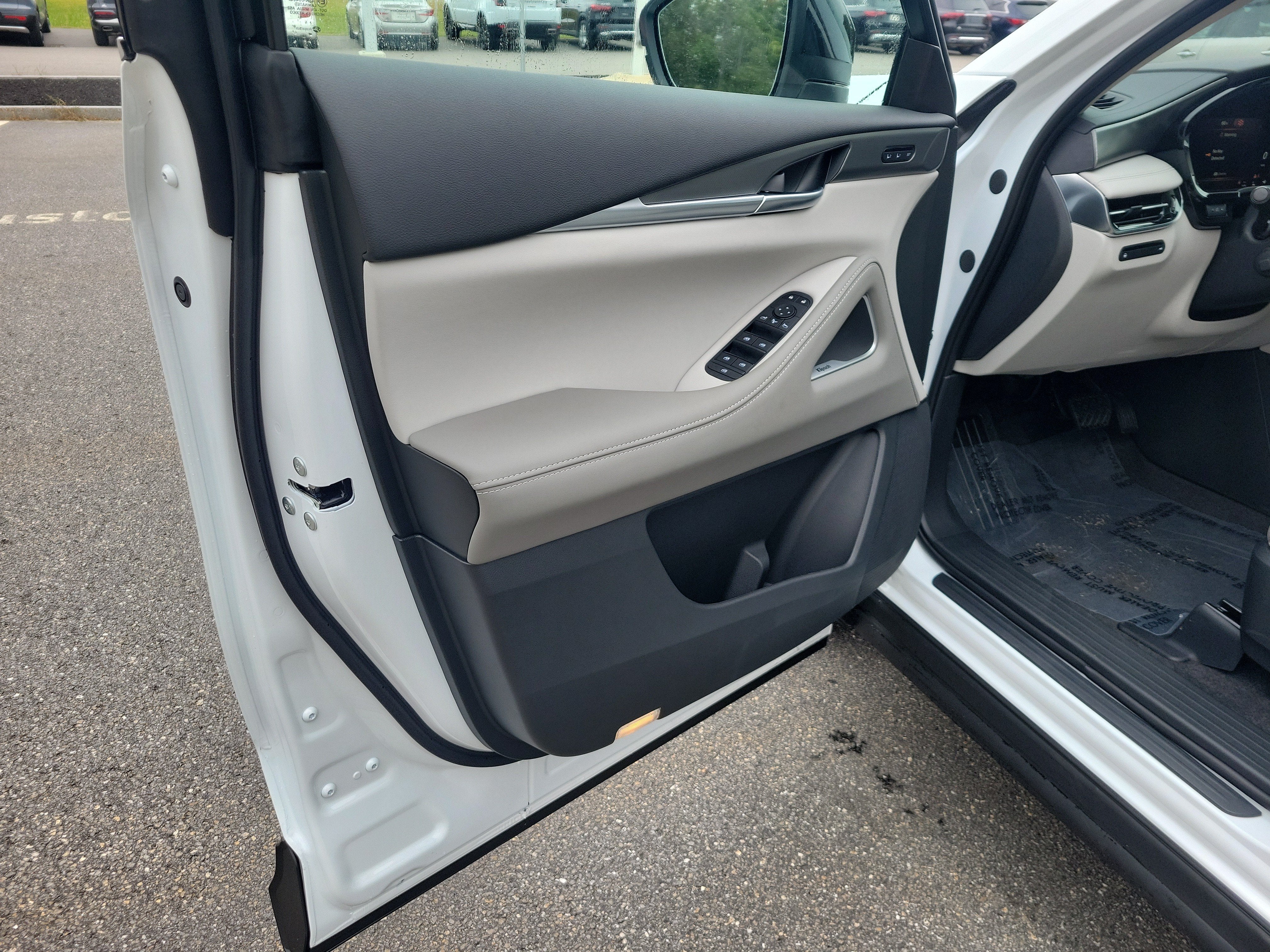 2027 INFINITI QX60 Luxe AWD