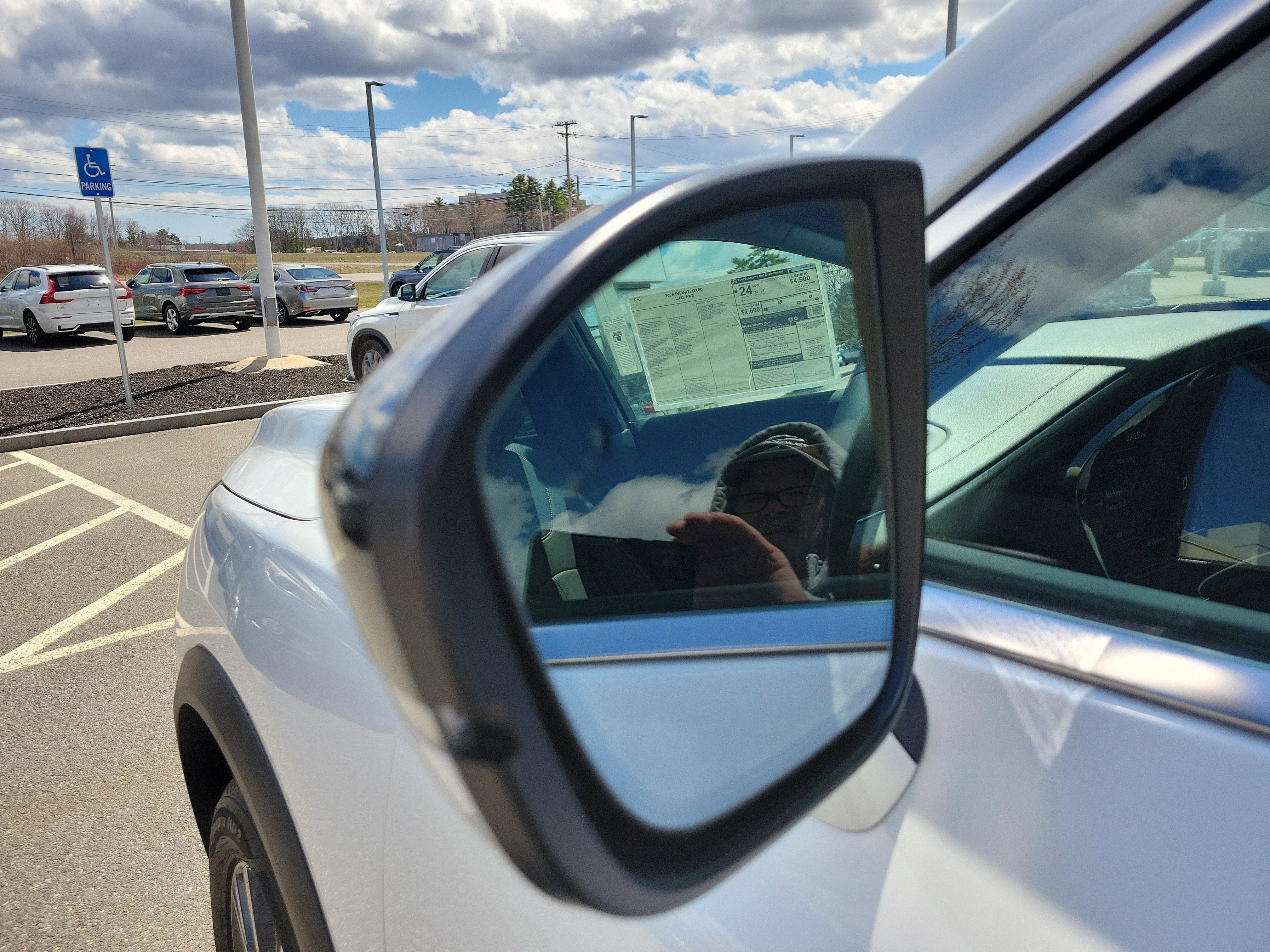 2026 INFINITI QX60 Luxe AWD
