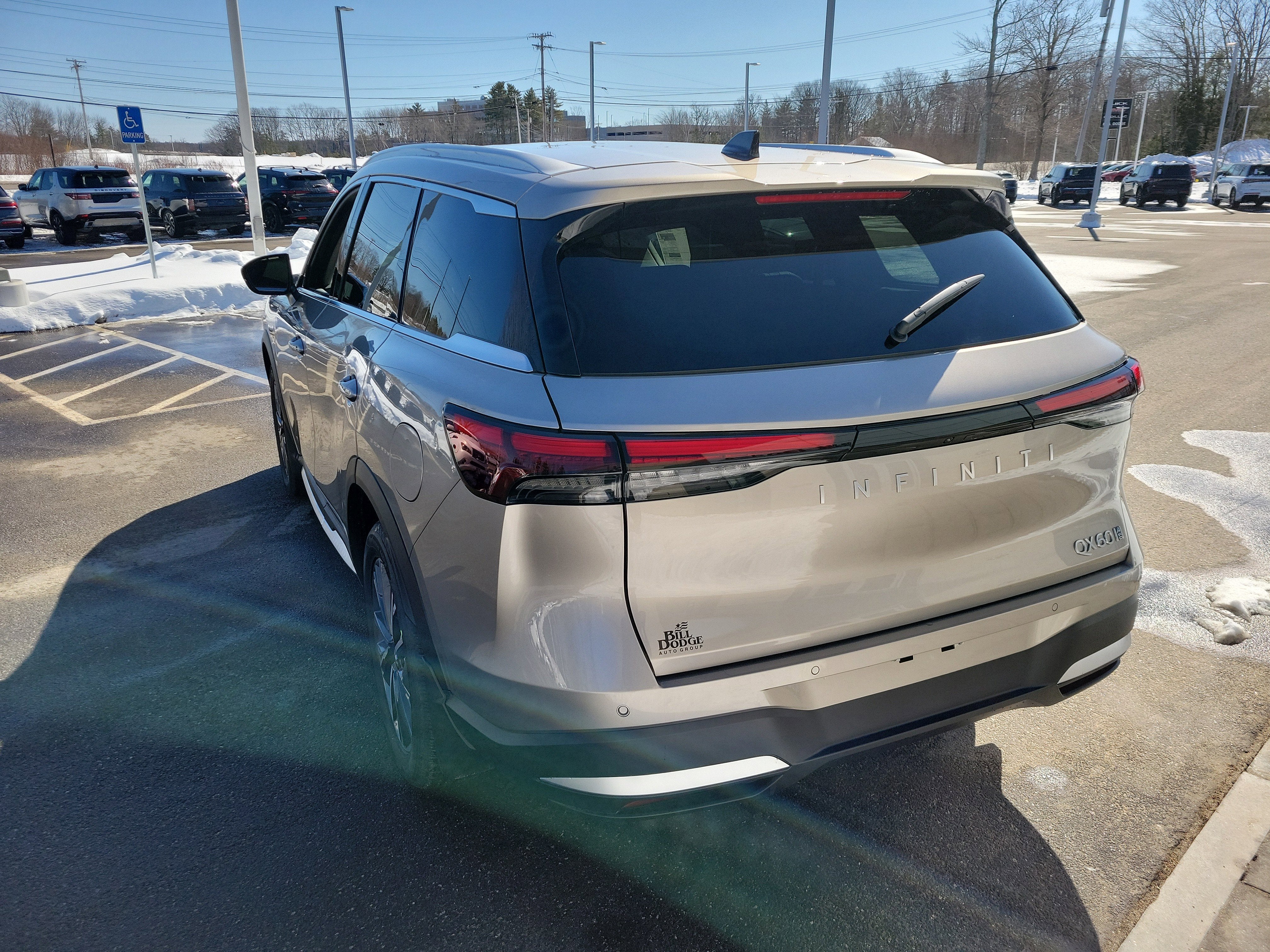 2026 INFINITI QX60 LUXE