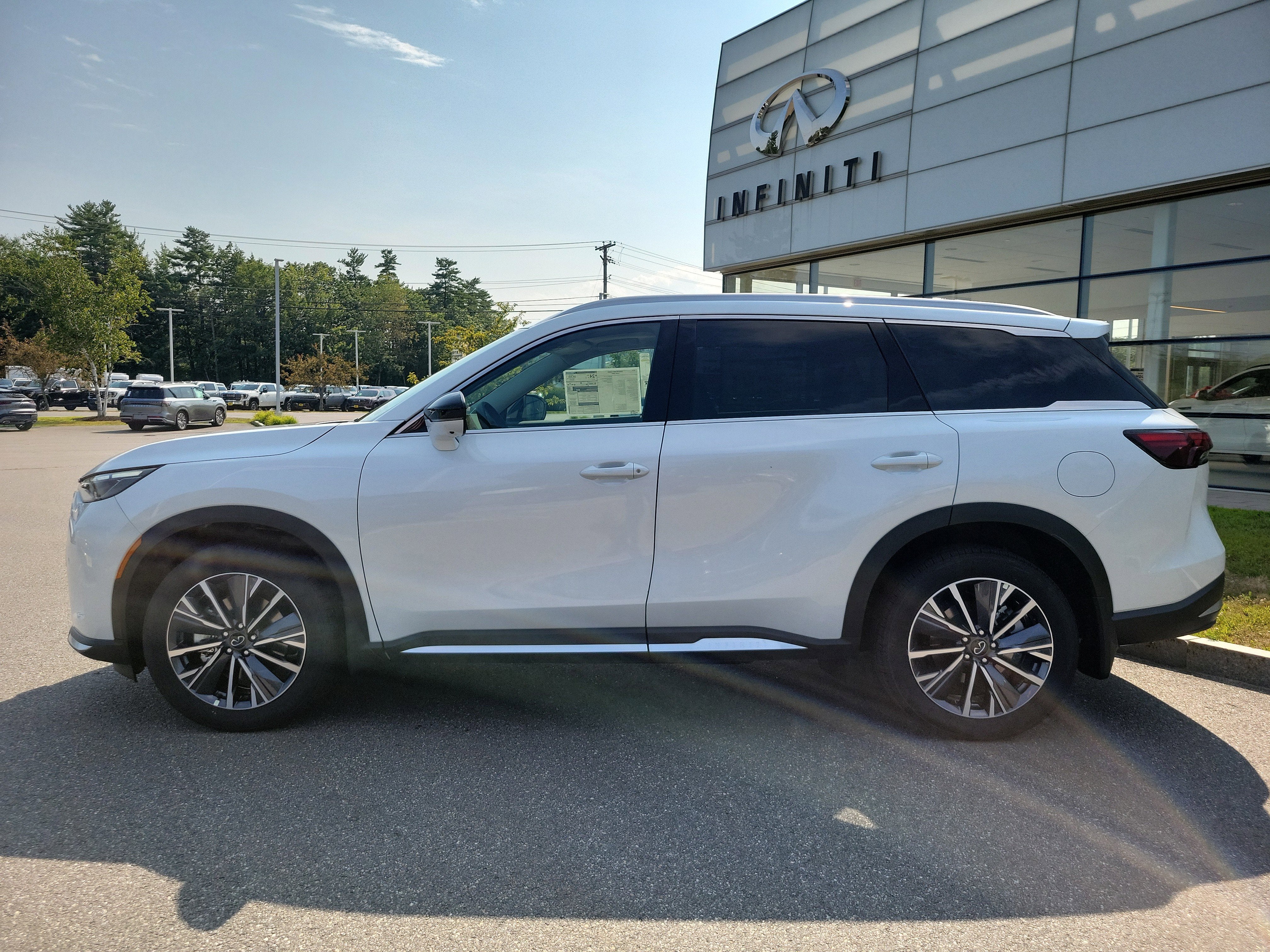 2026 INFINITI QX60 Luxe AWD