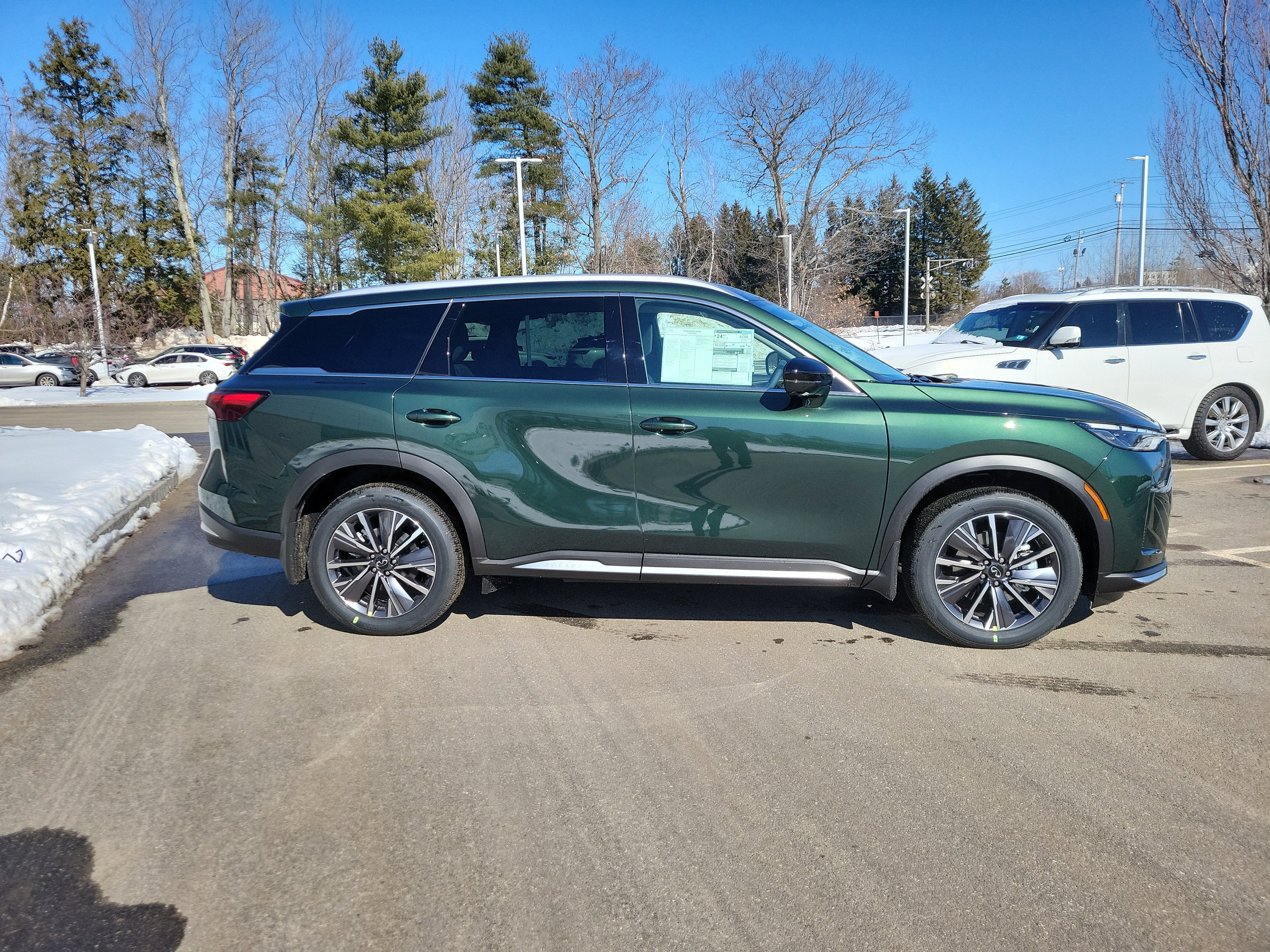 2026 INFINITI QX60 LUXE