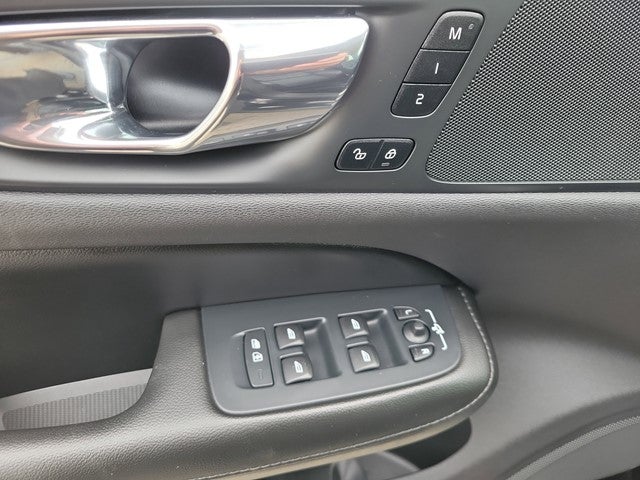 2019 Volvo S60 Momentum