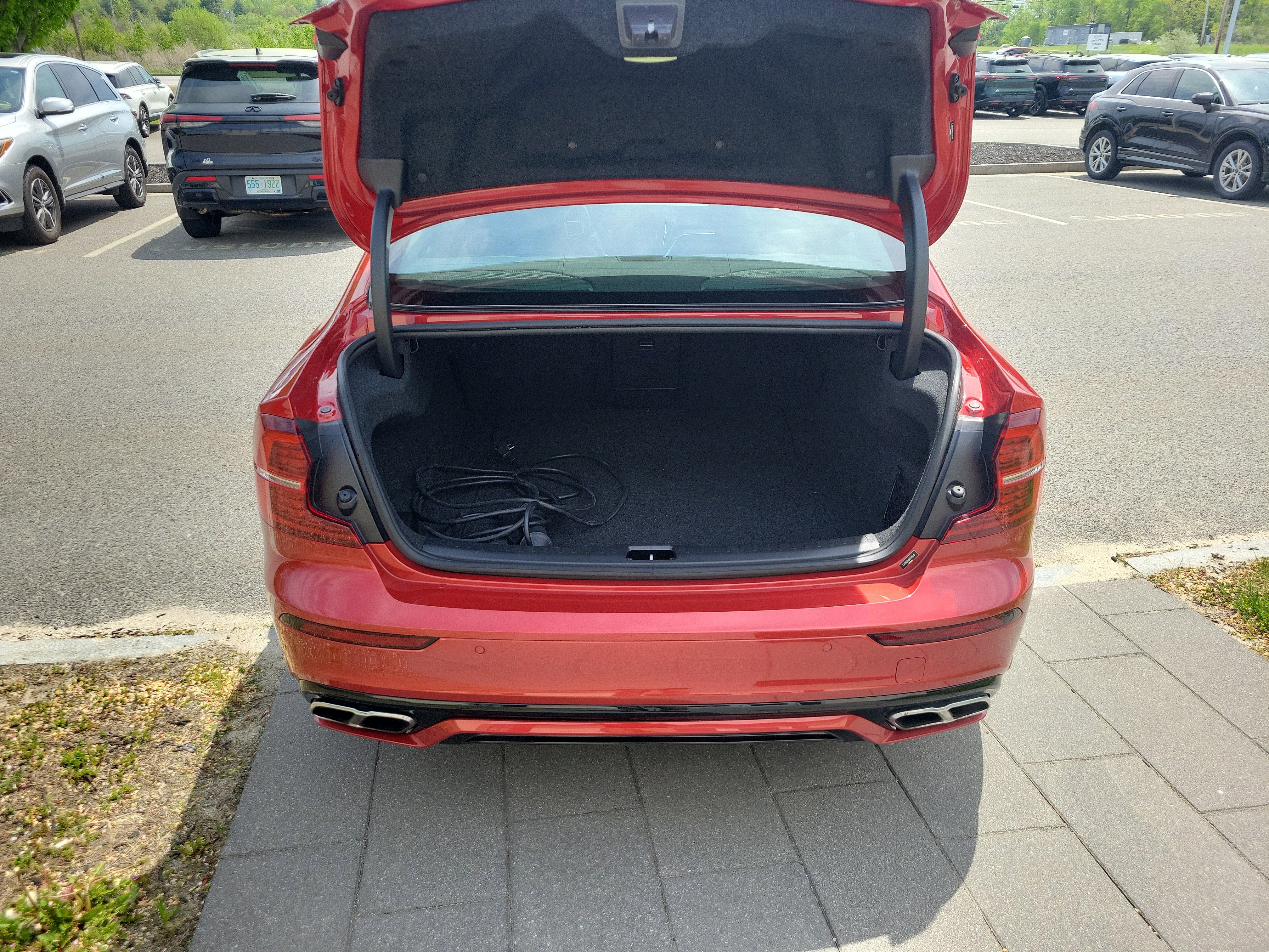 2022 Volvo S60 Recharge Plug-In Hybrid R-Design