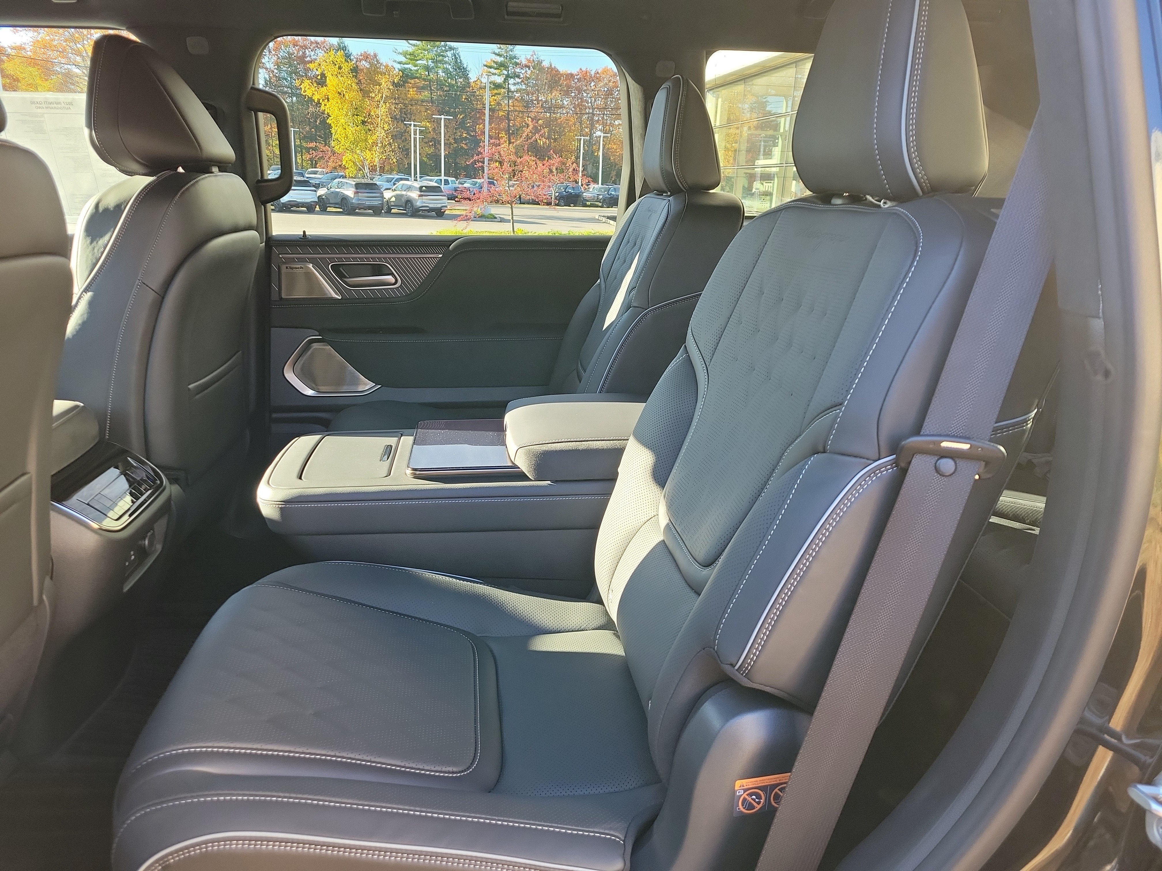 2027 INFINITI QX80 Autograph 4WD