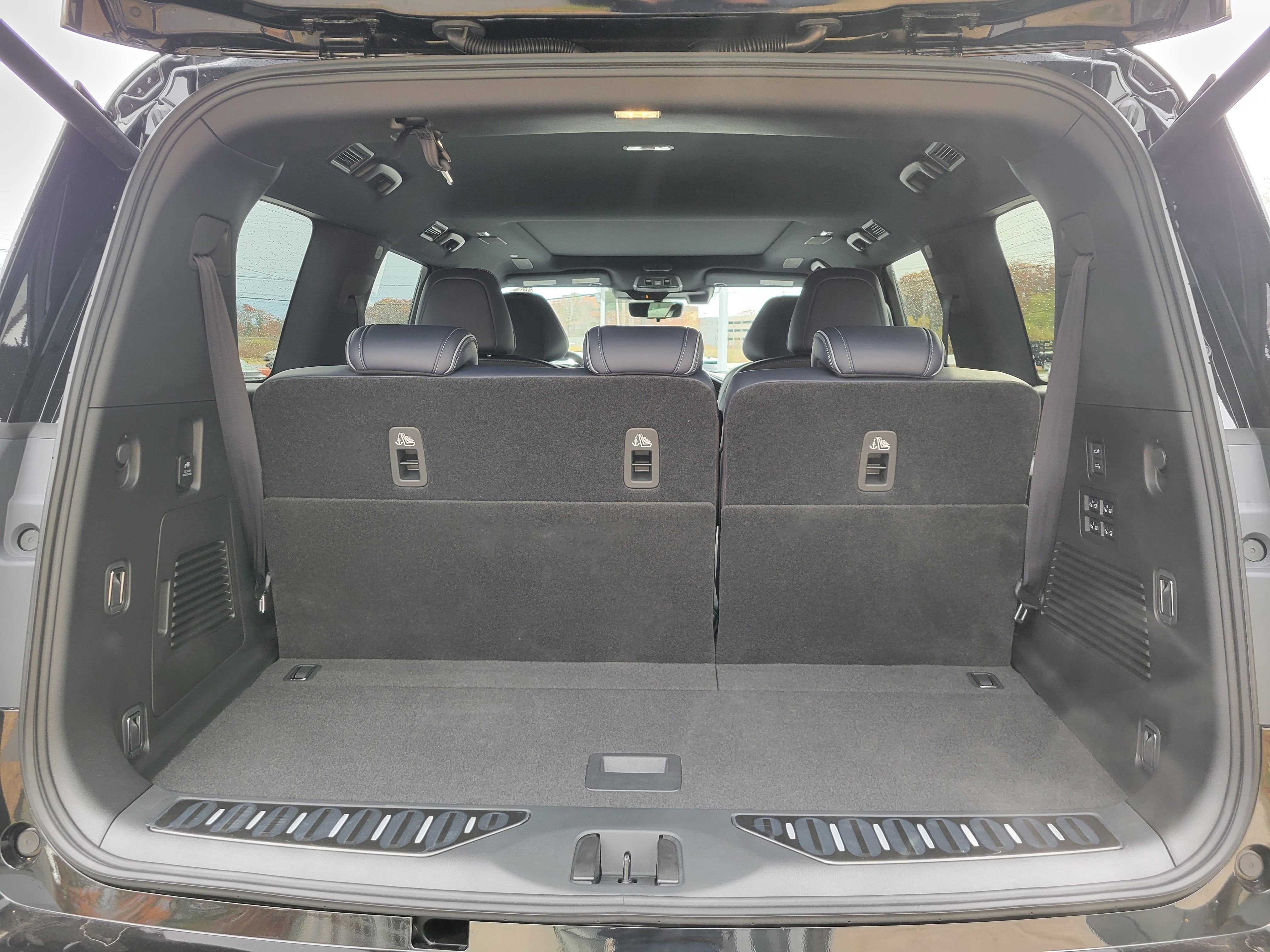 2026 INFINITI QX80 Sport 4WD