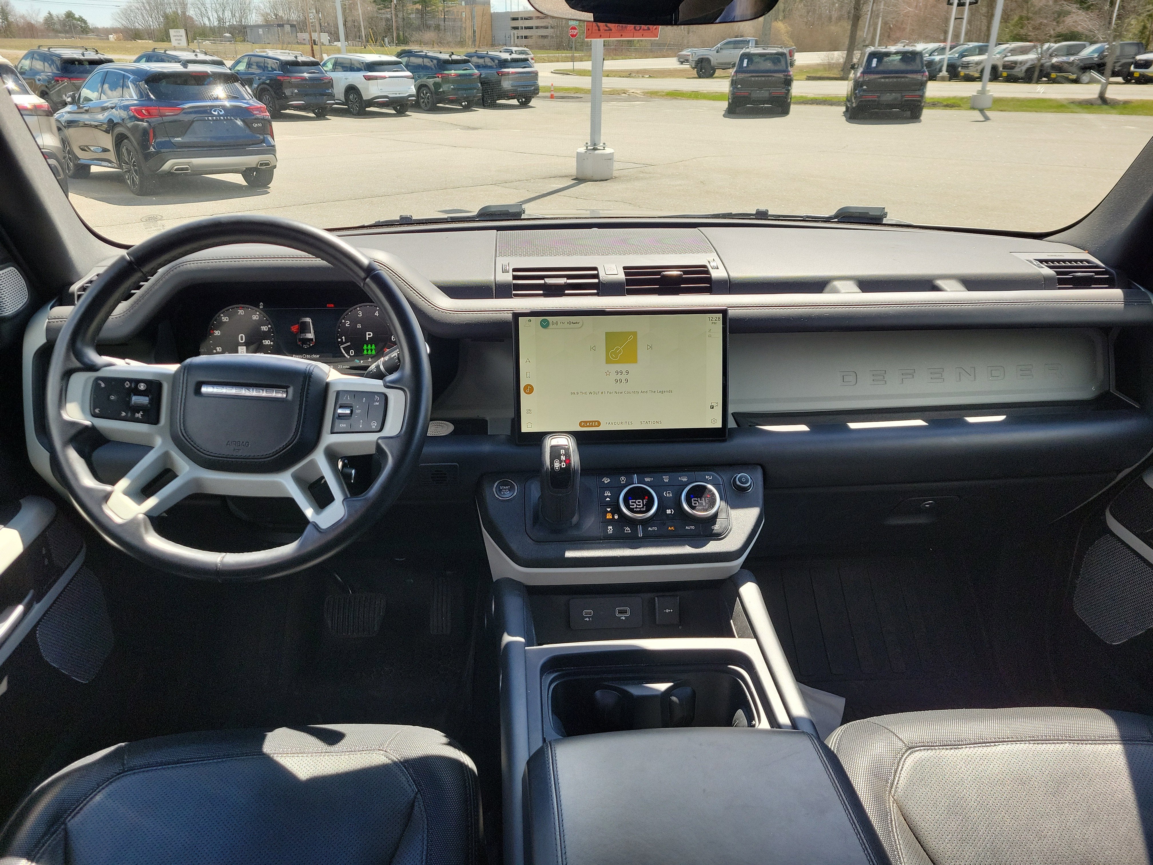 2024 Land Rover Defender X-Dynamic SE
