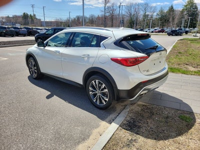 2019 INFINITI QX30 LUXE