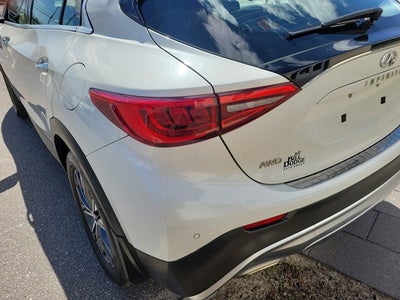 2019 INFINITI QX30 LUXE AWD