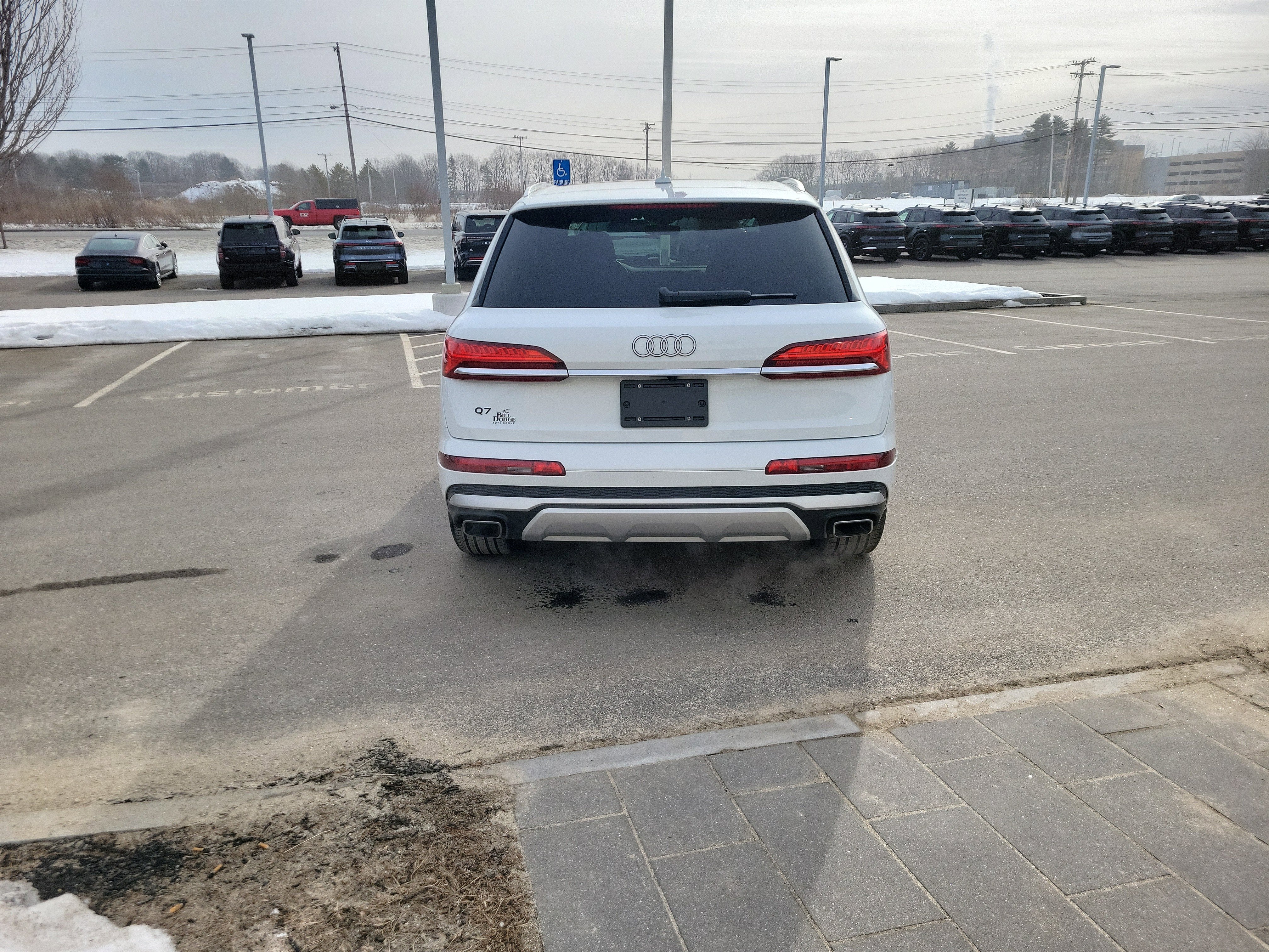 2025 Audi Q7 Premium