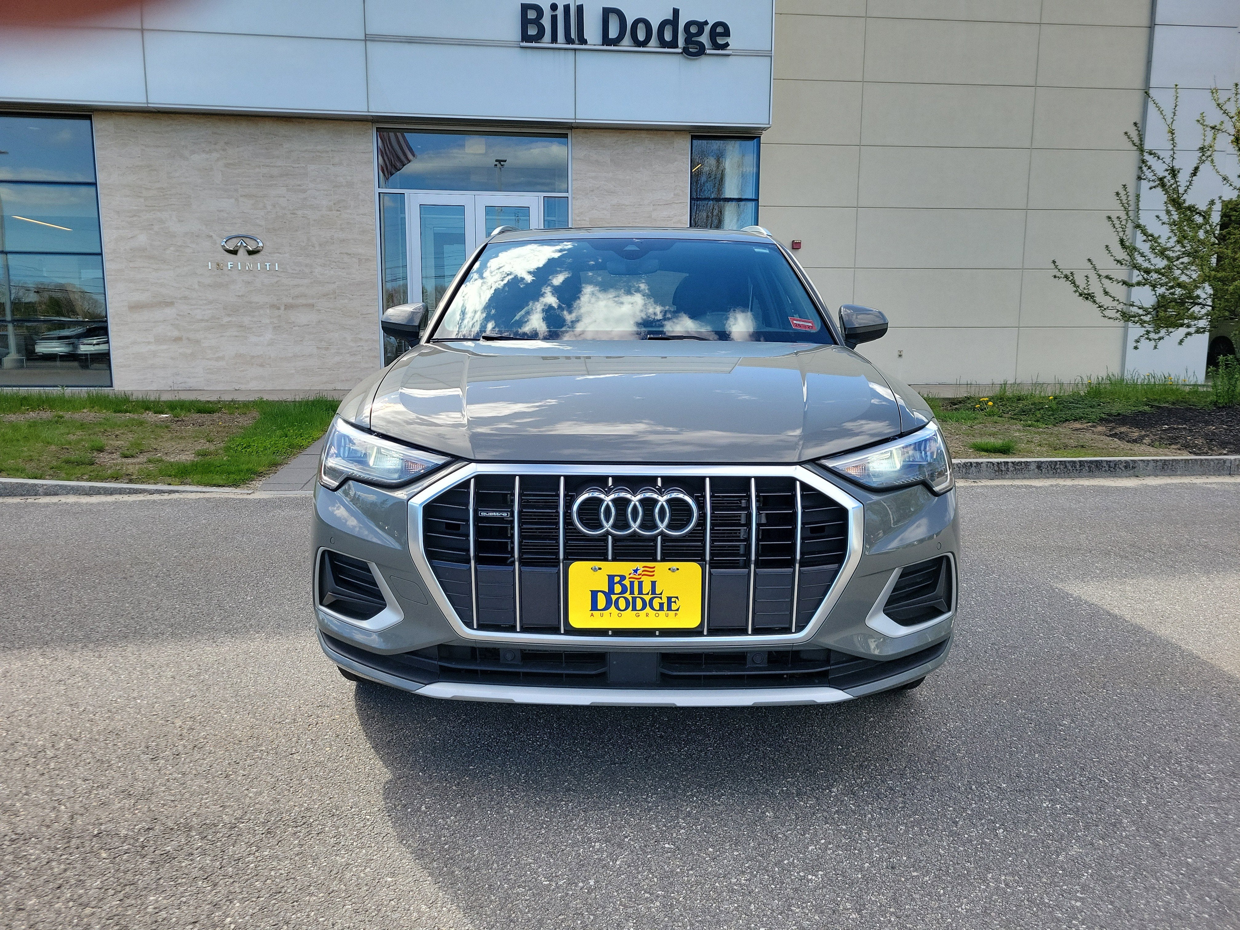 2022 Audi Q3 Premium