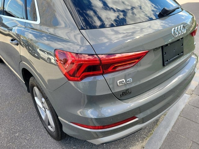 2022 Audi Q3 Premium