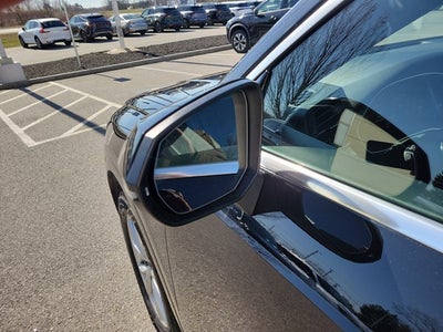 2022 Audi Q3 S line Premium