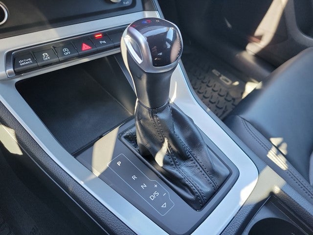 2022 Audi Q3 S line Premium