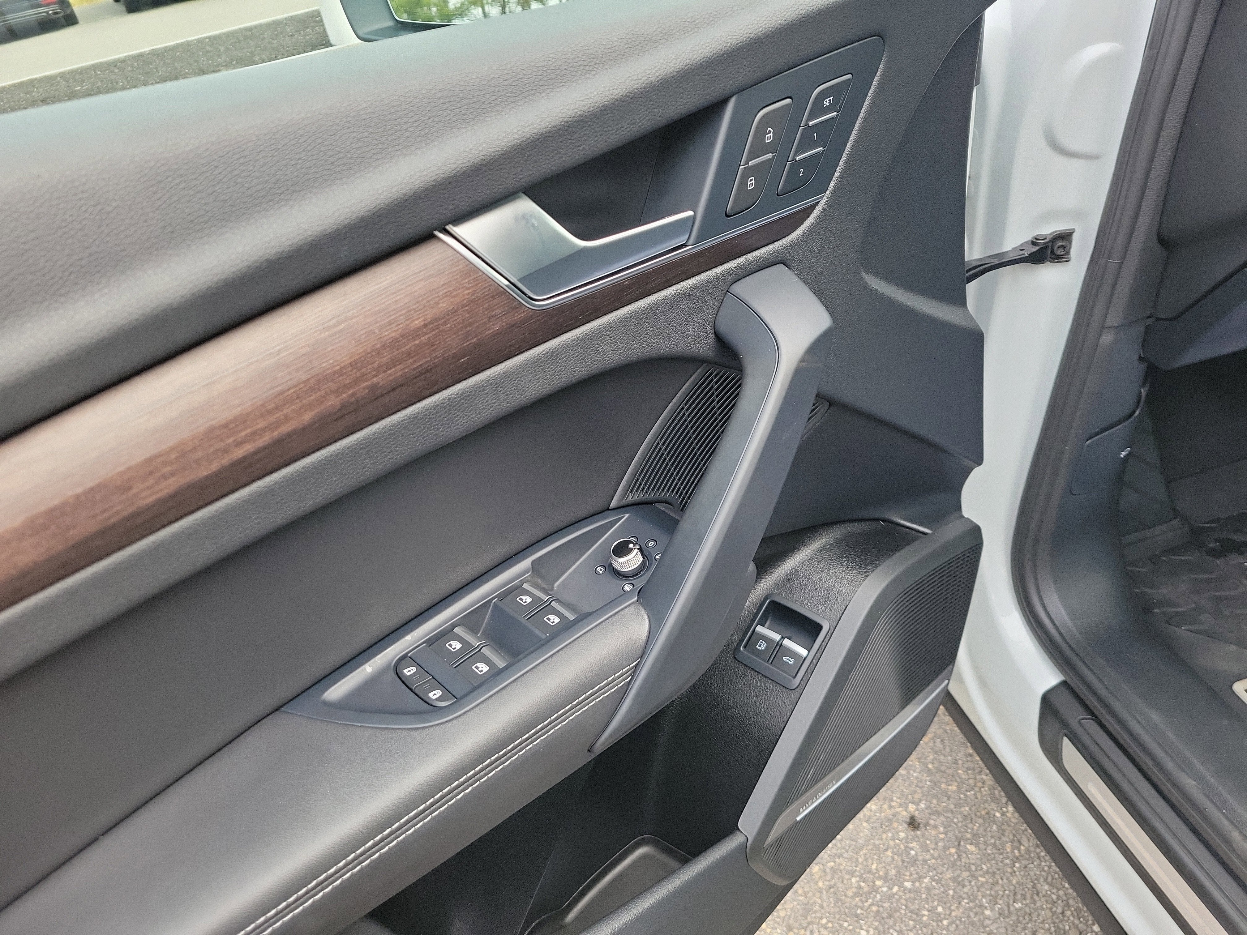 2024 Audi Q5 S line Premium Plus