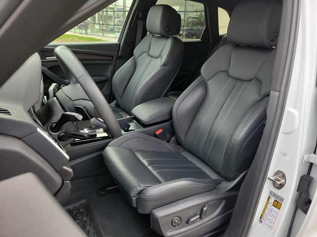 2024 Audi Q5 S line Premium Plus