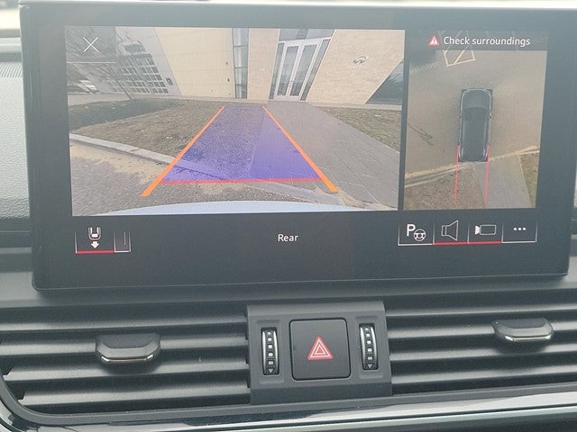 2024 Audi Q5 S line Prestige