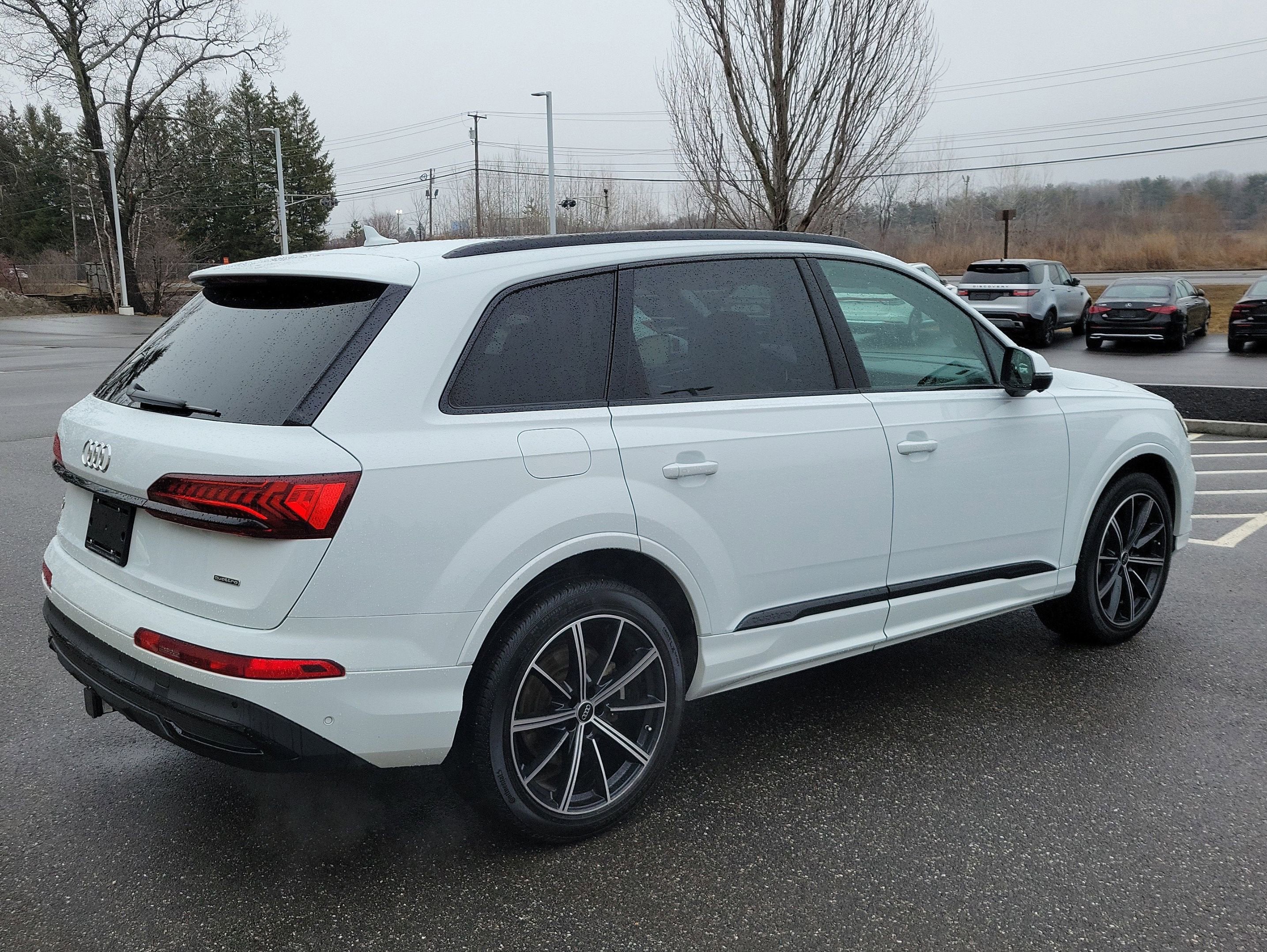 2024 Audi Q7 Premium Plus