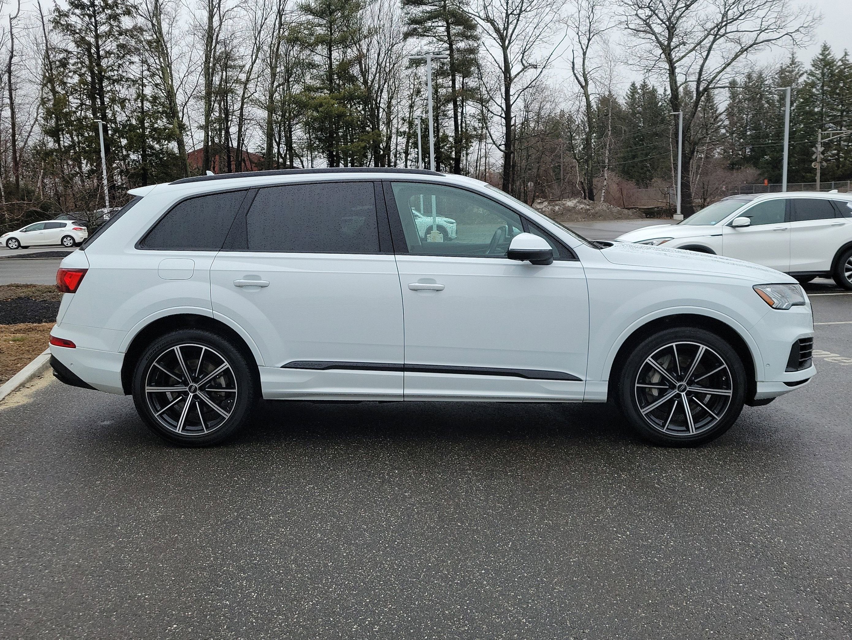 2024 Audi Q7 Premium Plus
