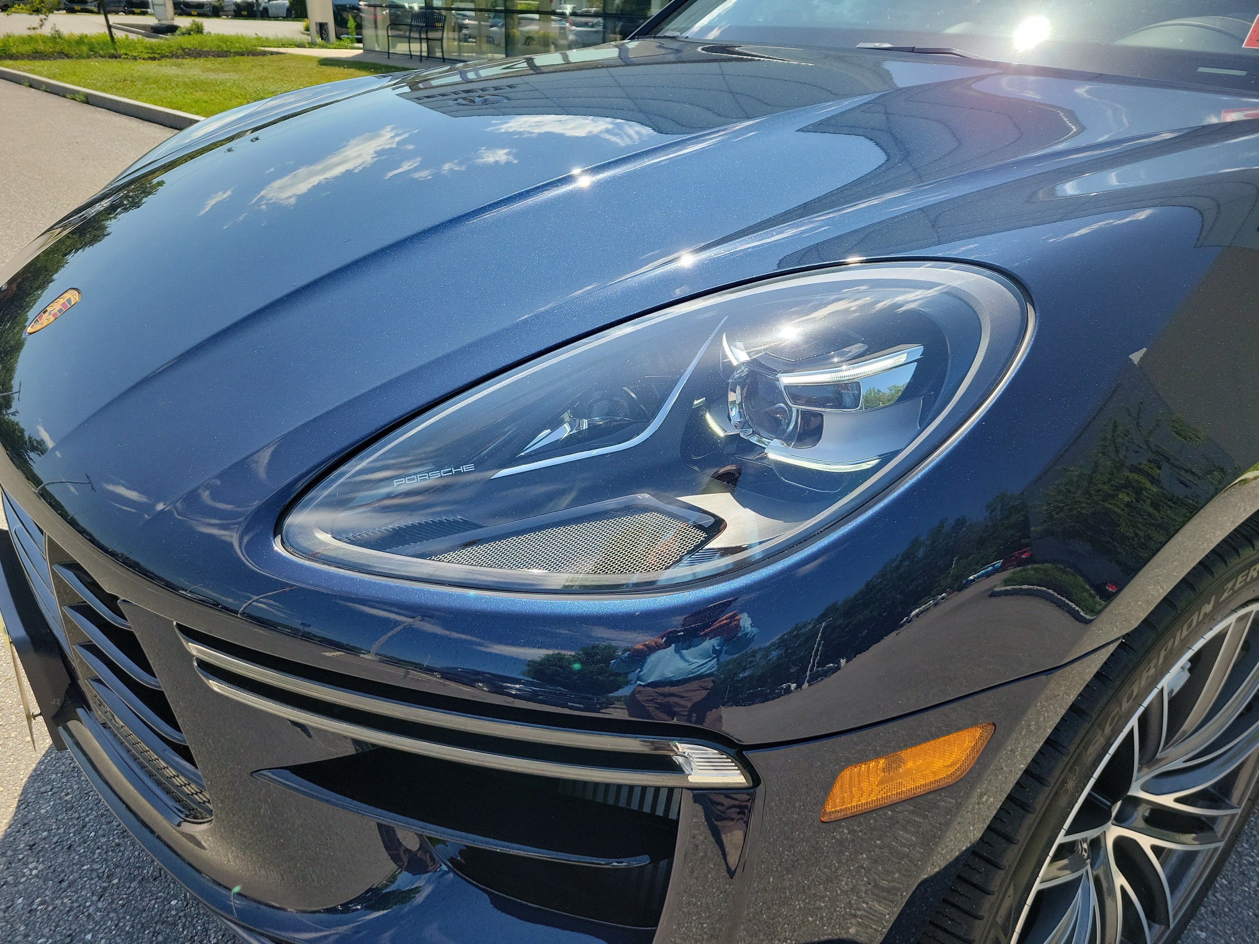 2021 Porsche Macan Turbo