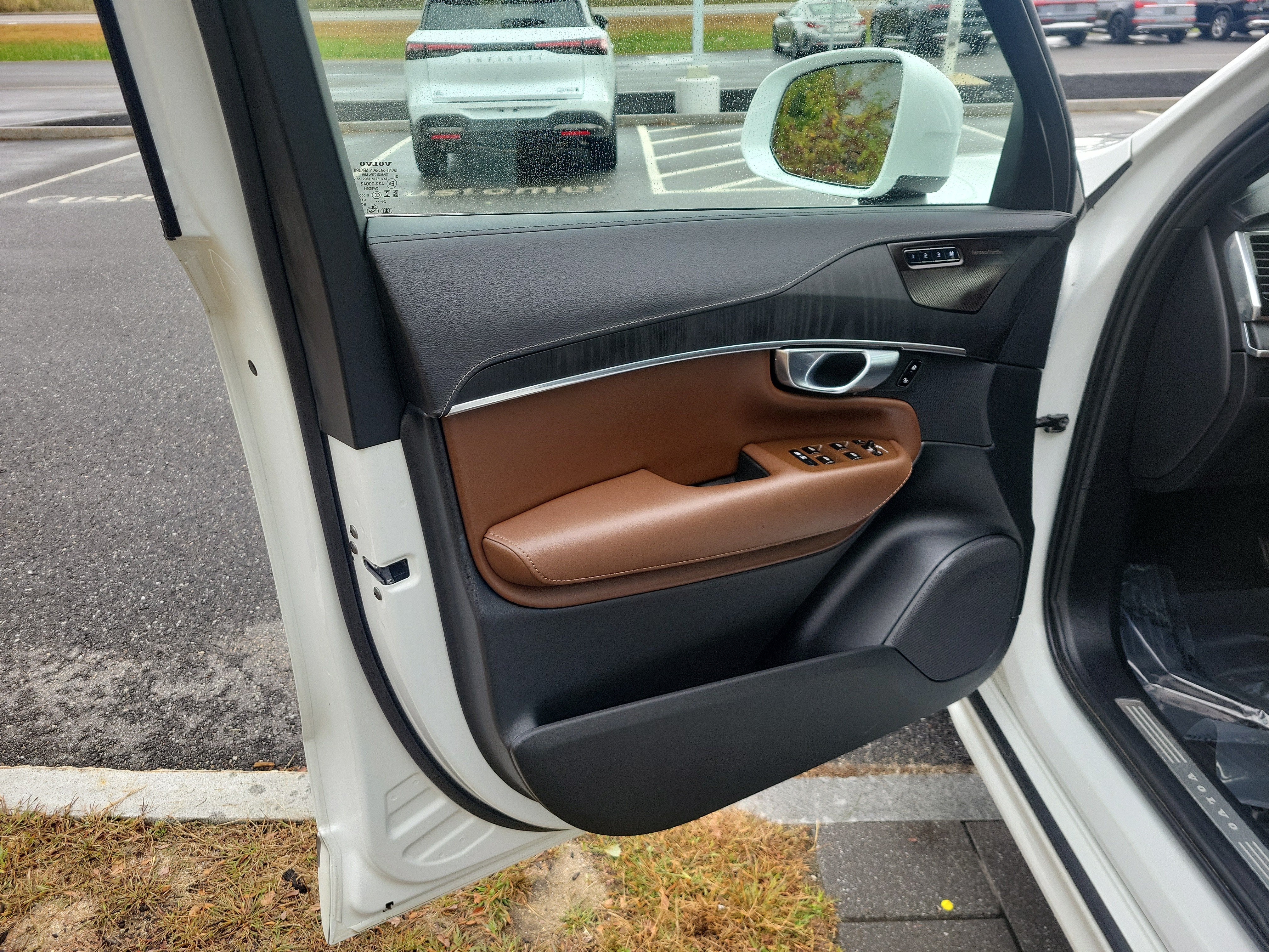 2025 Volvo XC90 Ultra