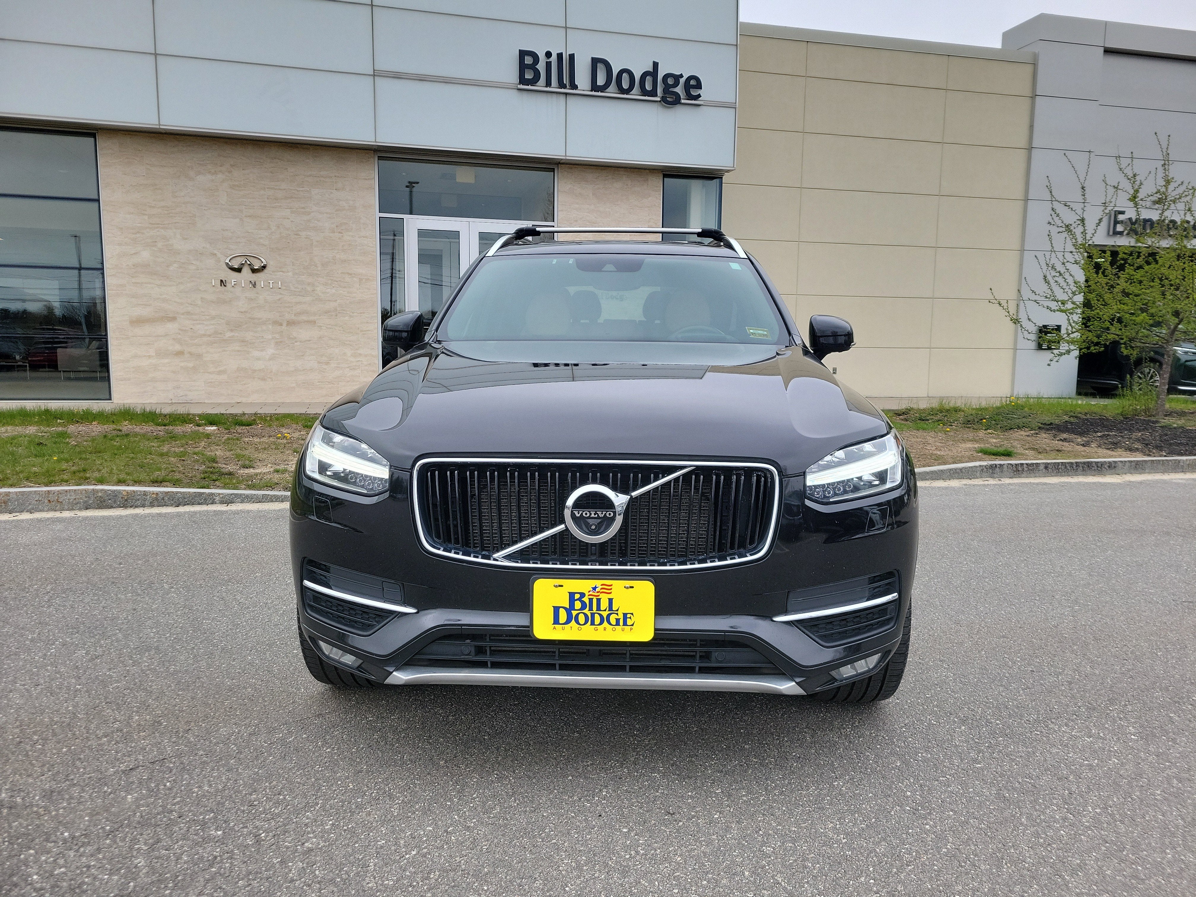 2017 Volvo XC90 Momentum