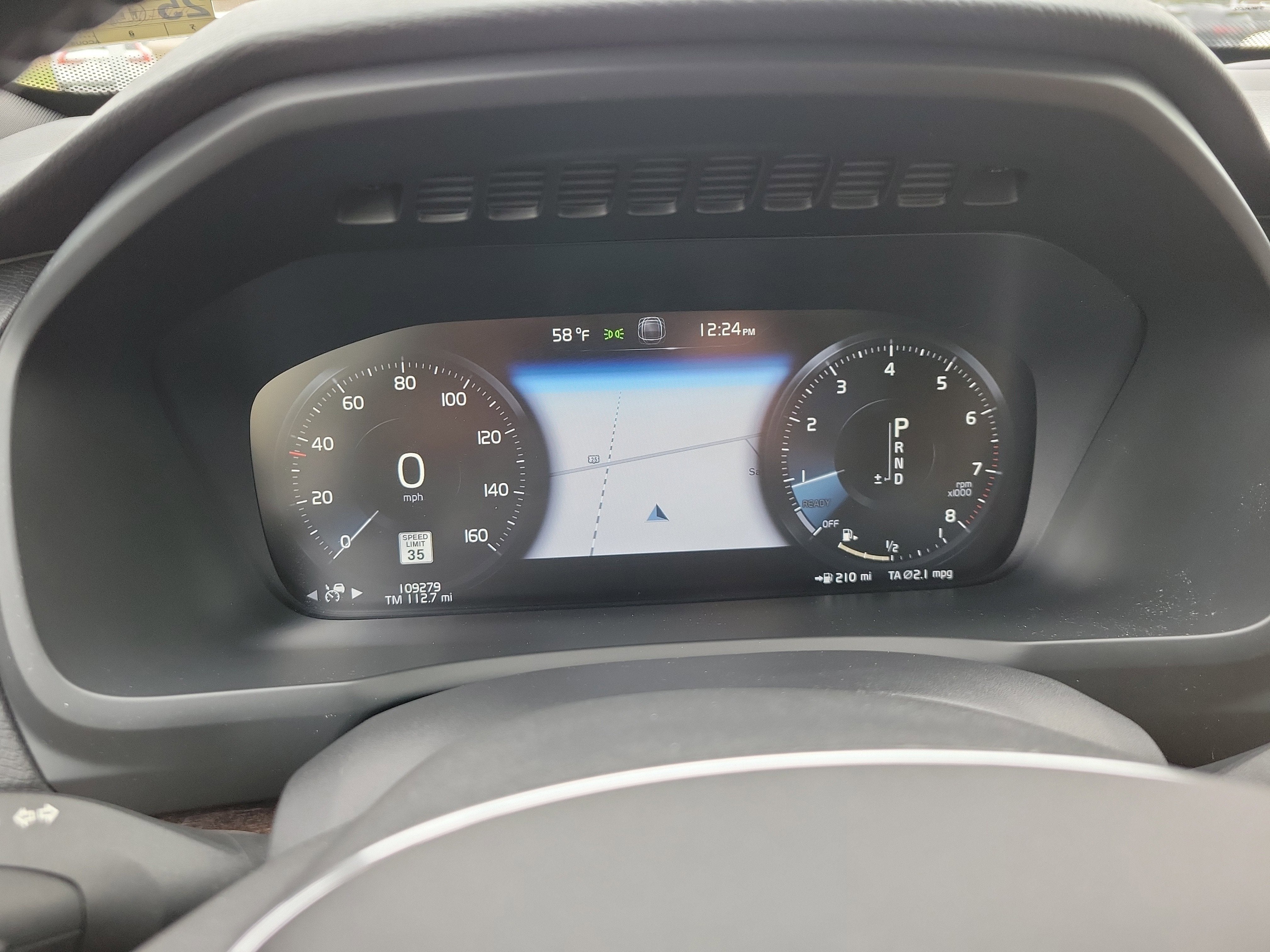 2017 Volvo XC90 Momentum