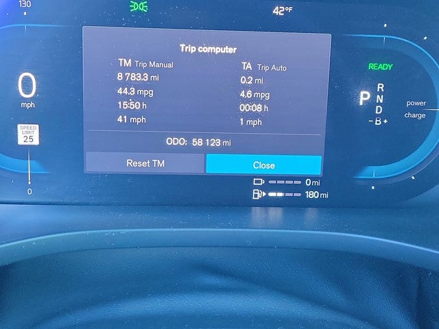 2022 Volvo XC60 Recharge Plug-In Hybrid R-Design