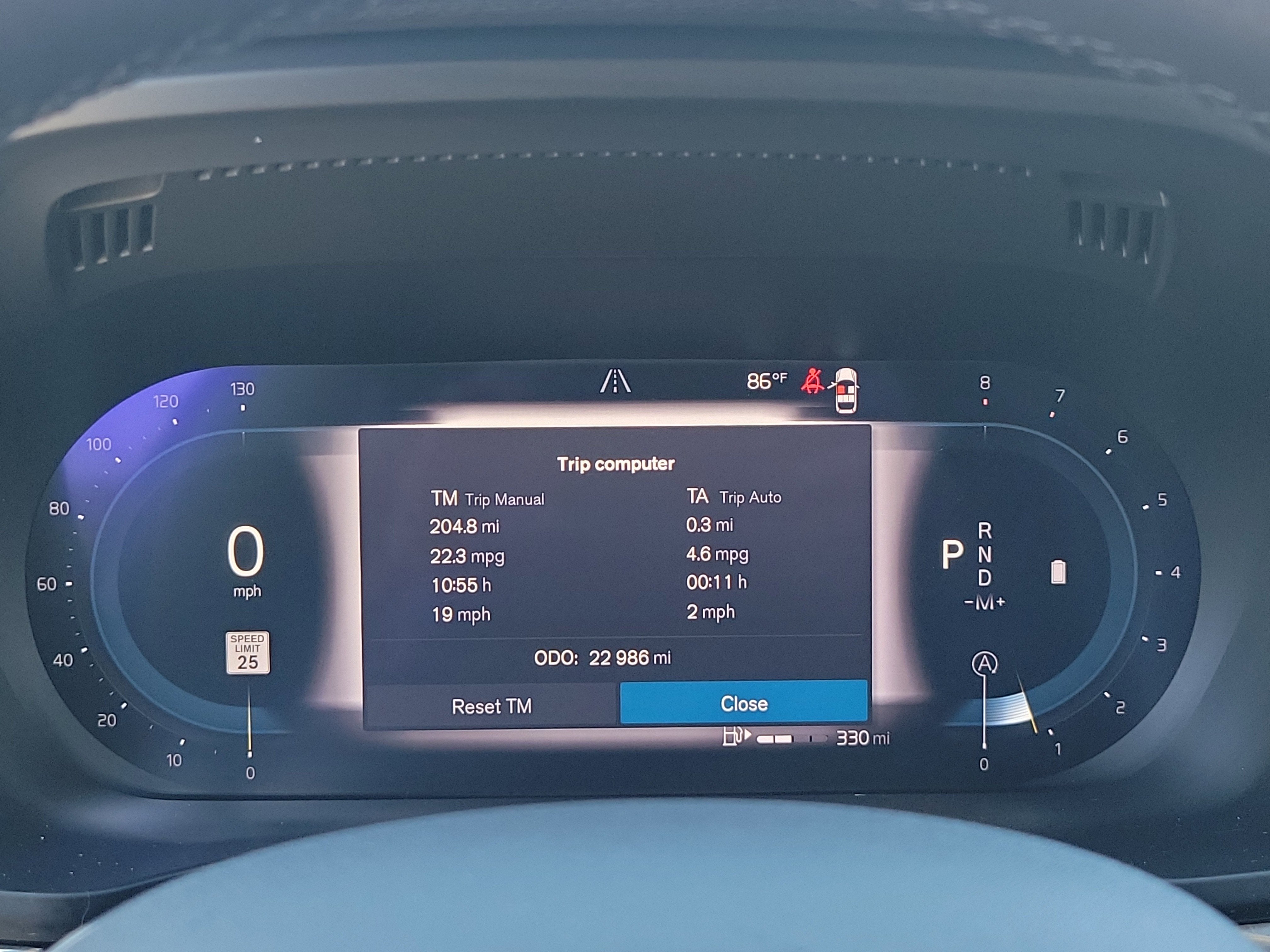 2024 Volvo XC60 Plus Dark Theme