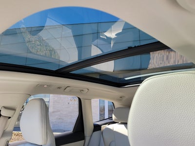 2023 Volvo XC60 Plus Bright Theme