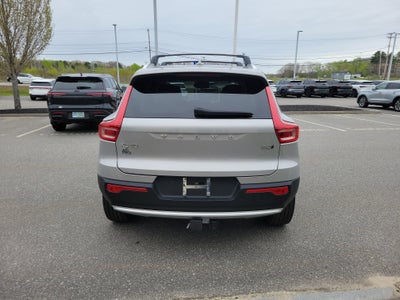 2024 Volvo XC40 Plus Bright Theme