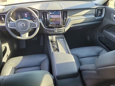 2025 Volvo XC60 Core