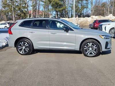 2025 Volvo XC60 Core