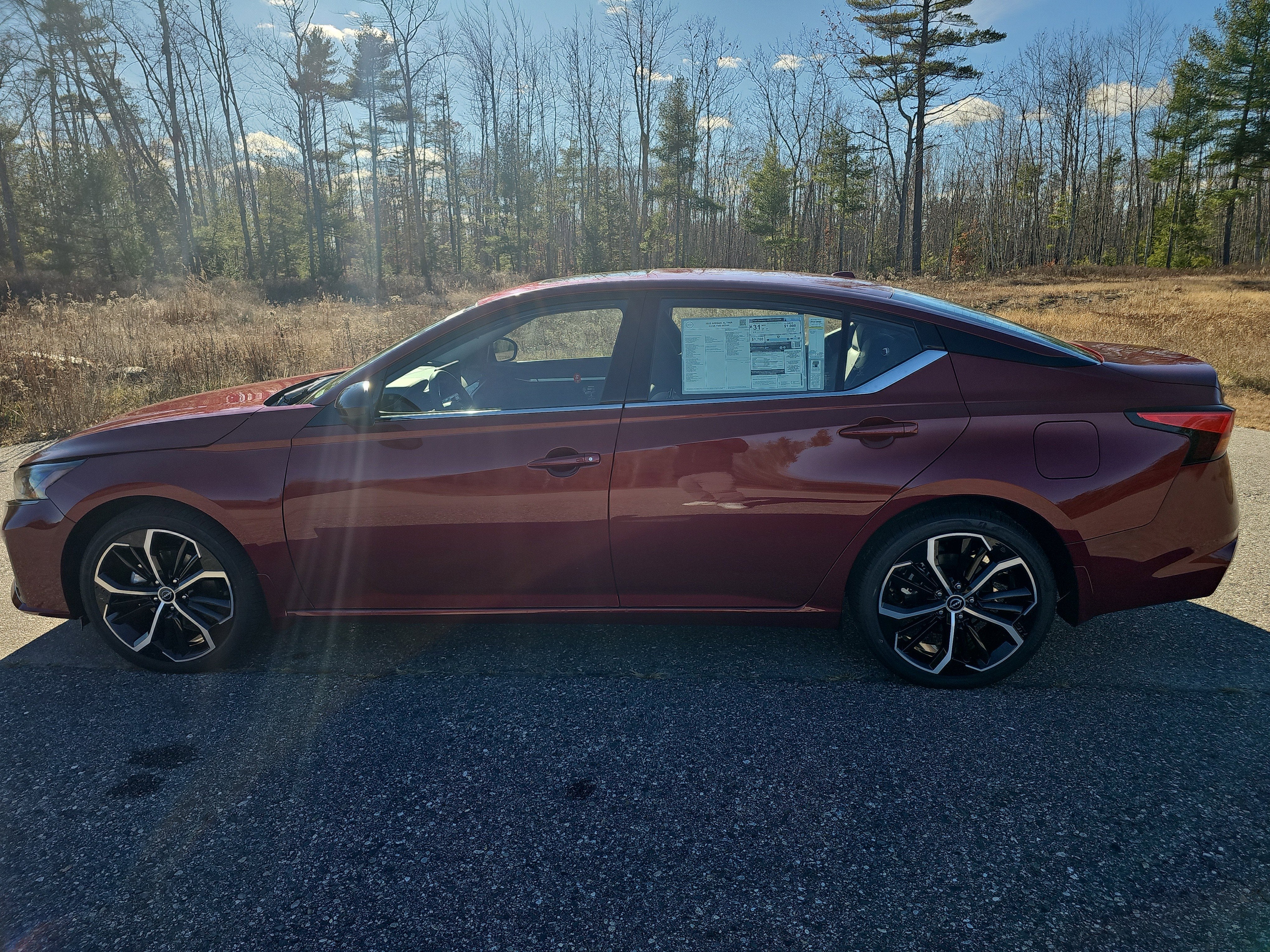 2025 Nissan Altima SR