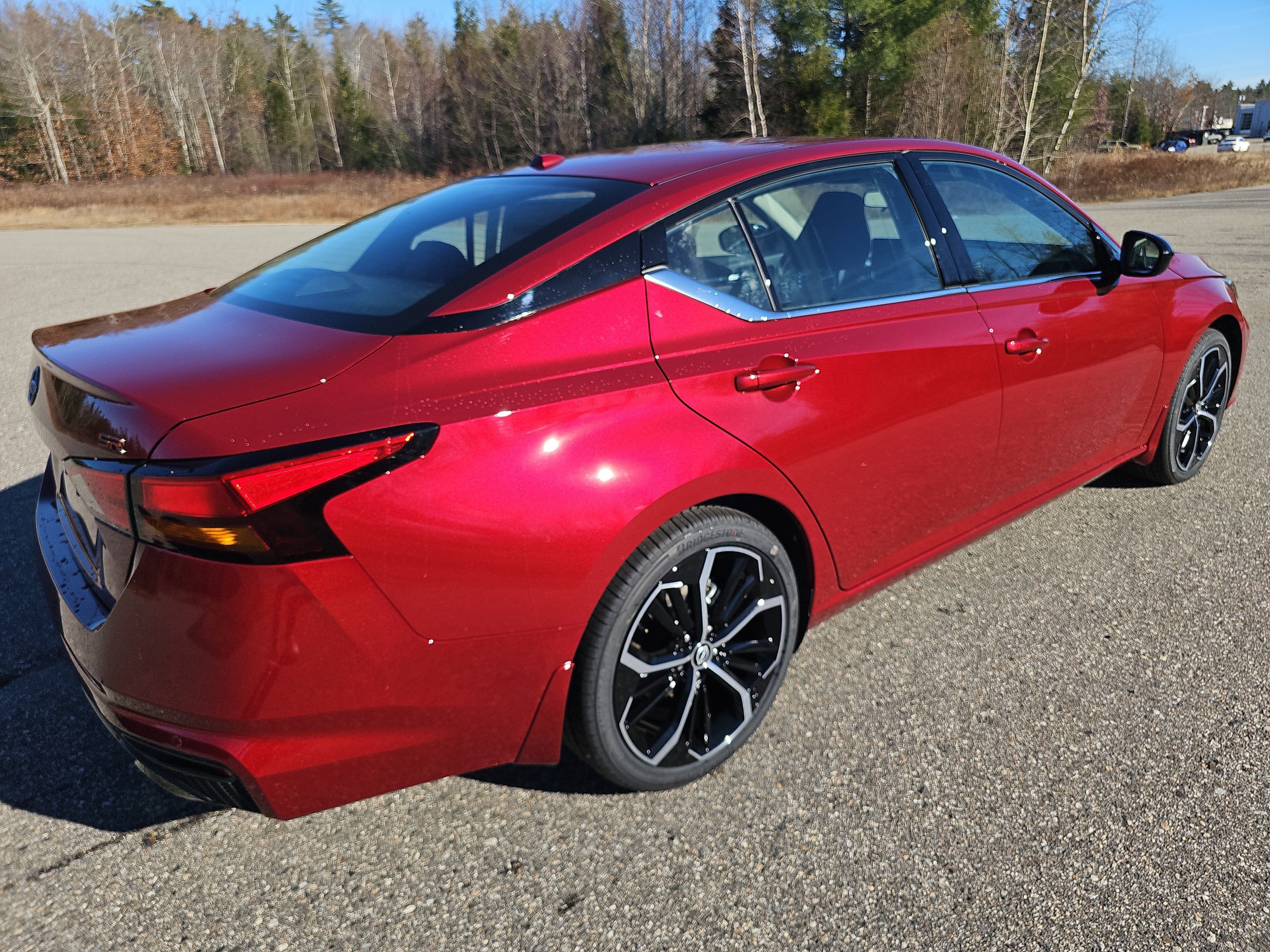 2025 Nissan Altima SR