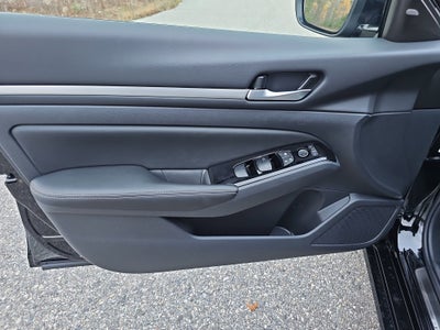 2025 Nissan Altima SL