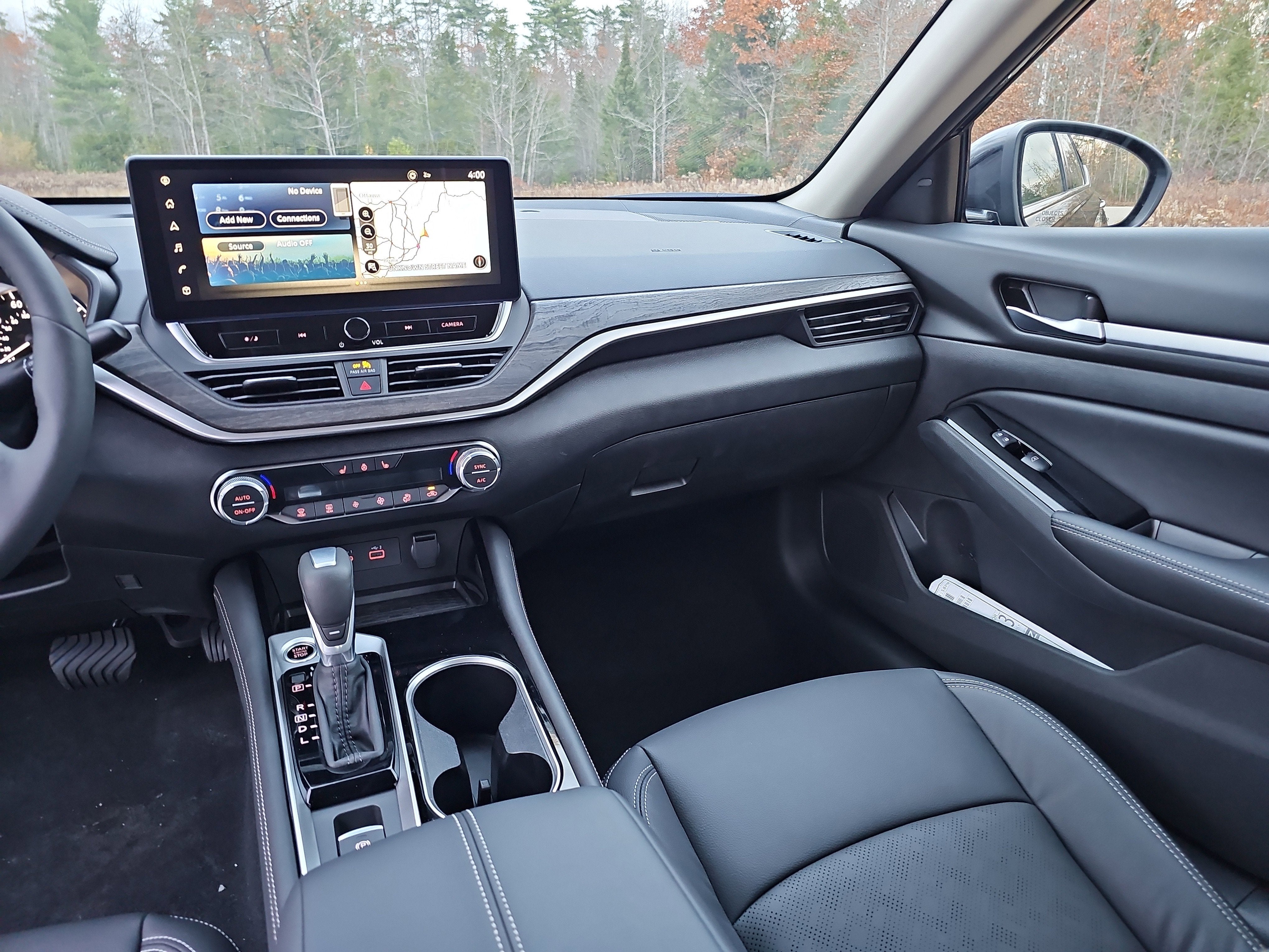 2025 Nissan Altima SL