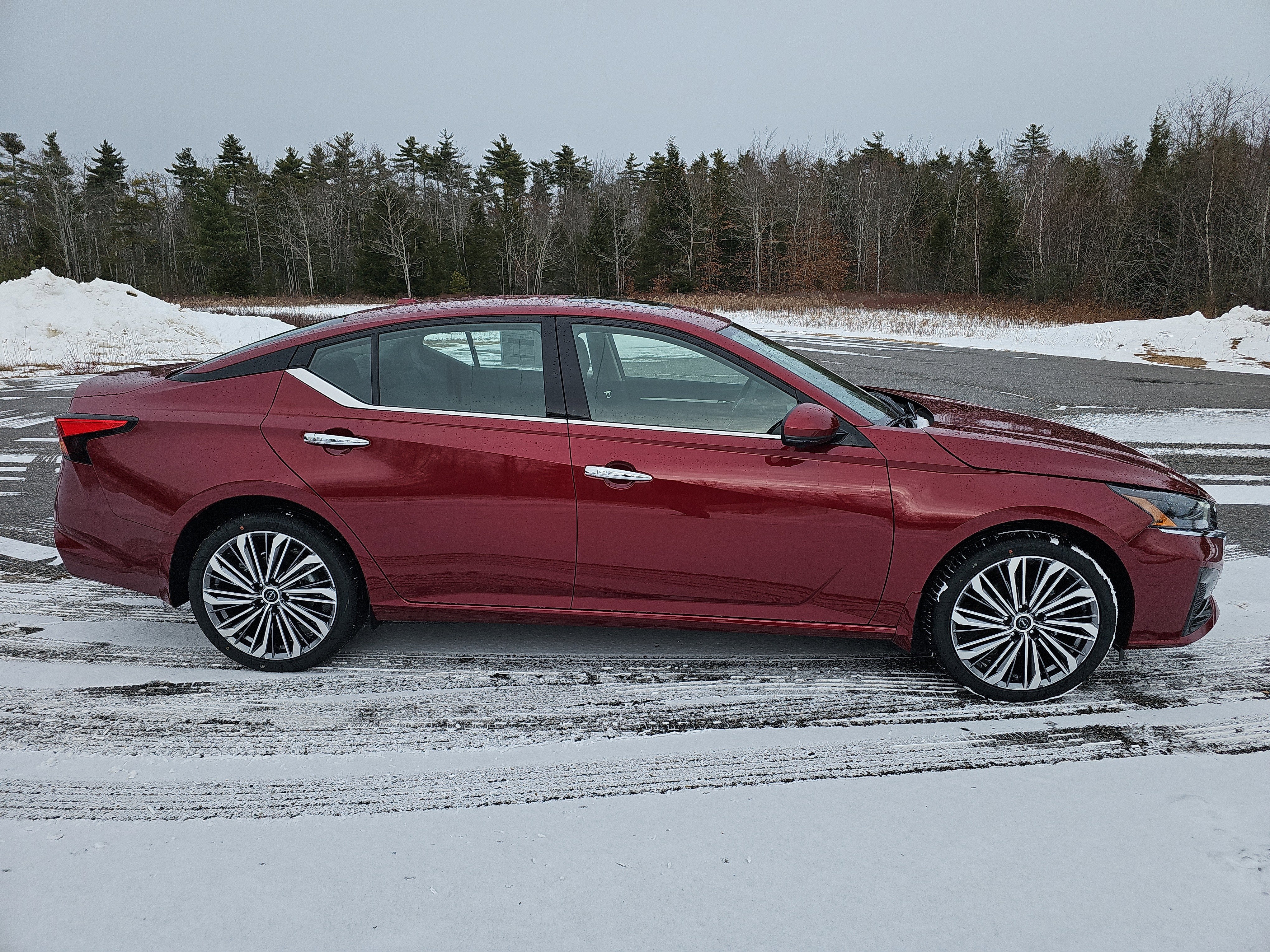 2025 Nissan Altima SL